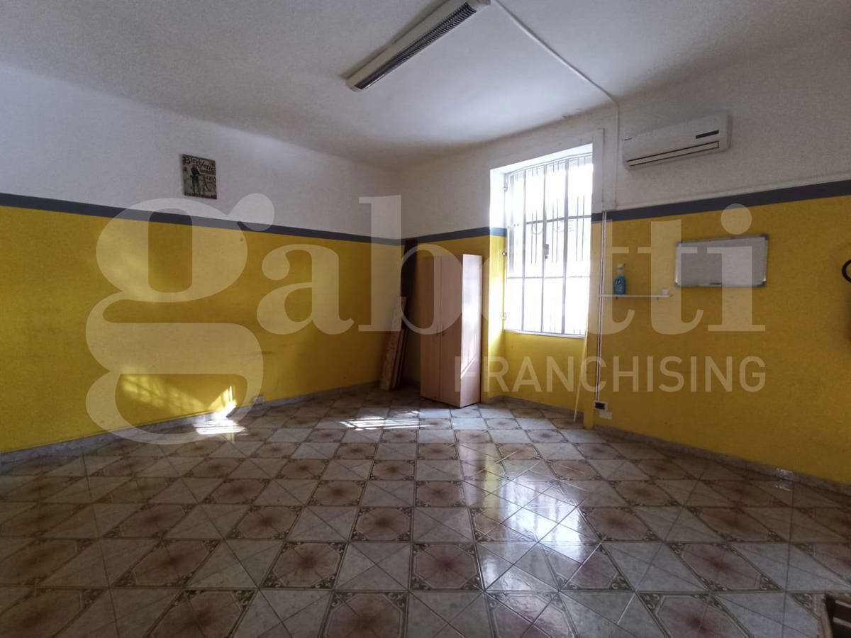 Negozio in vendita a Messina