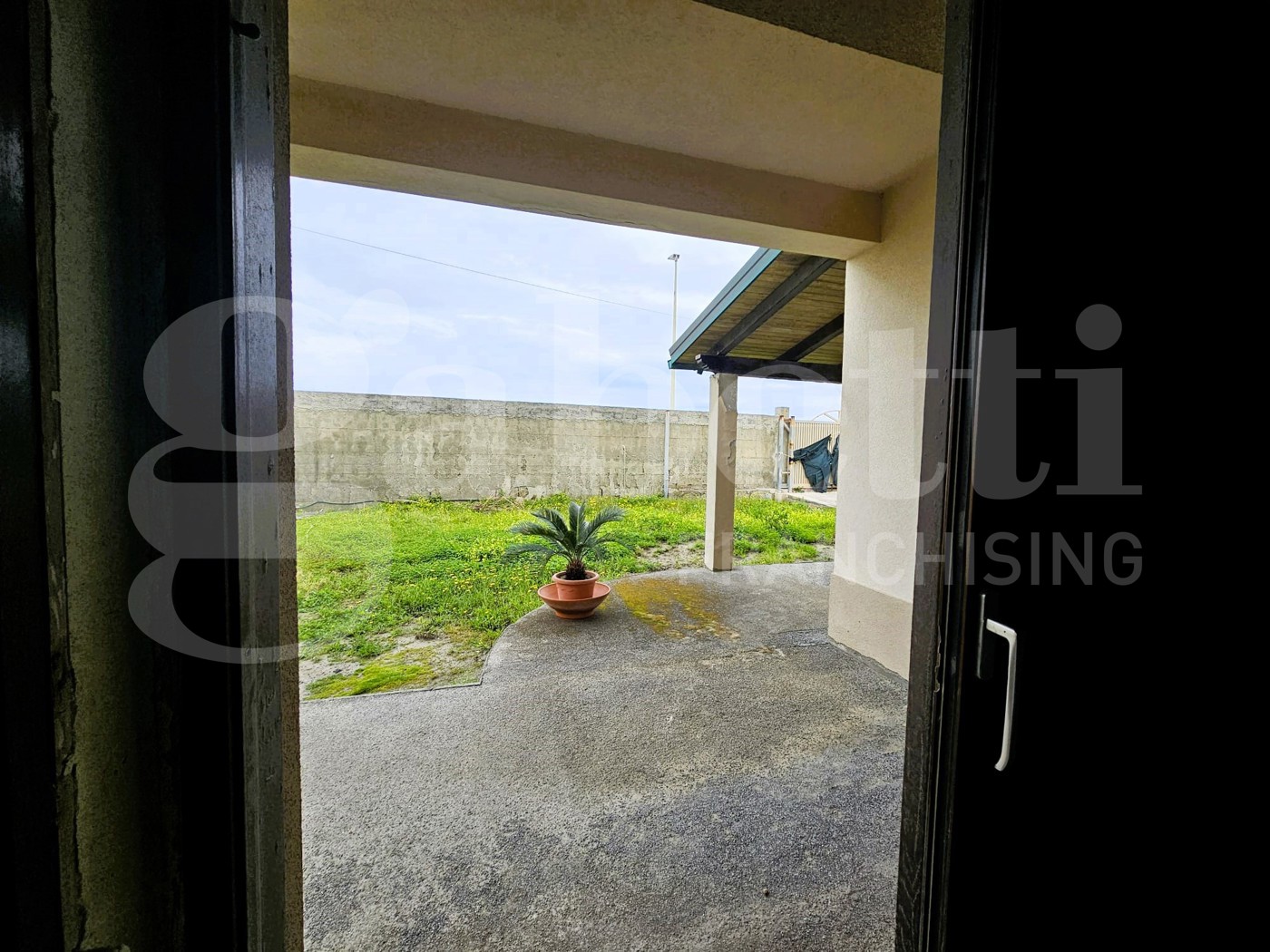 Villa con giardino a Messina