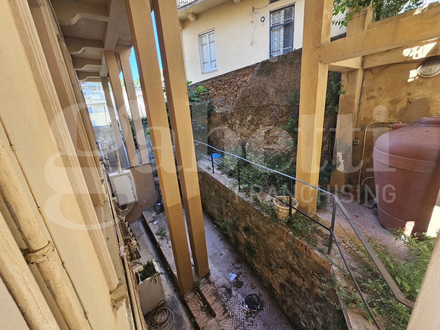Trilocale da ristrutturare a Messina