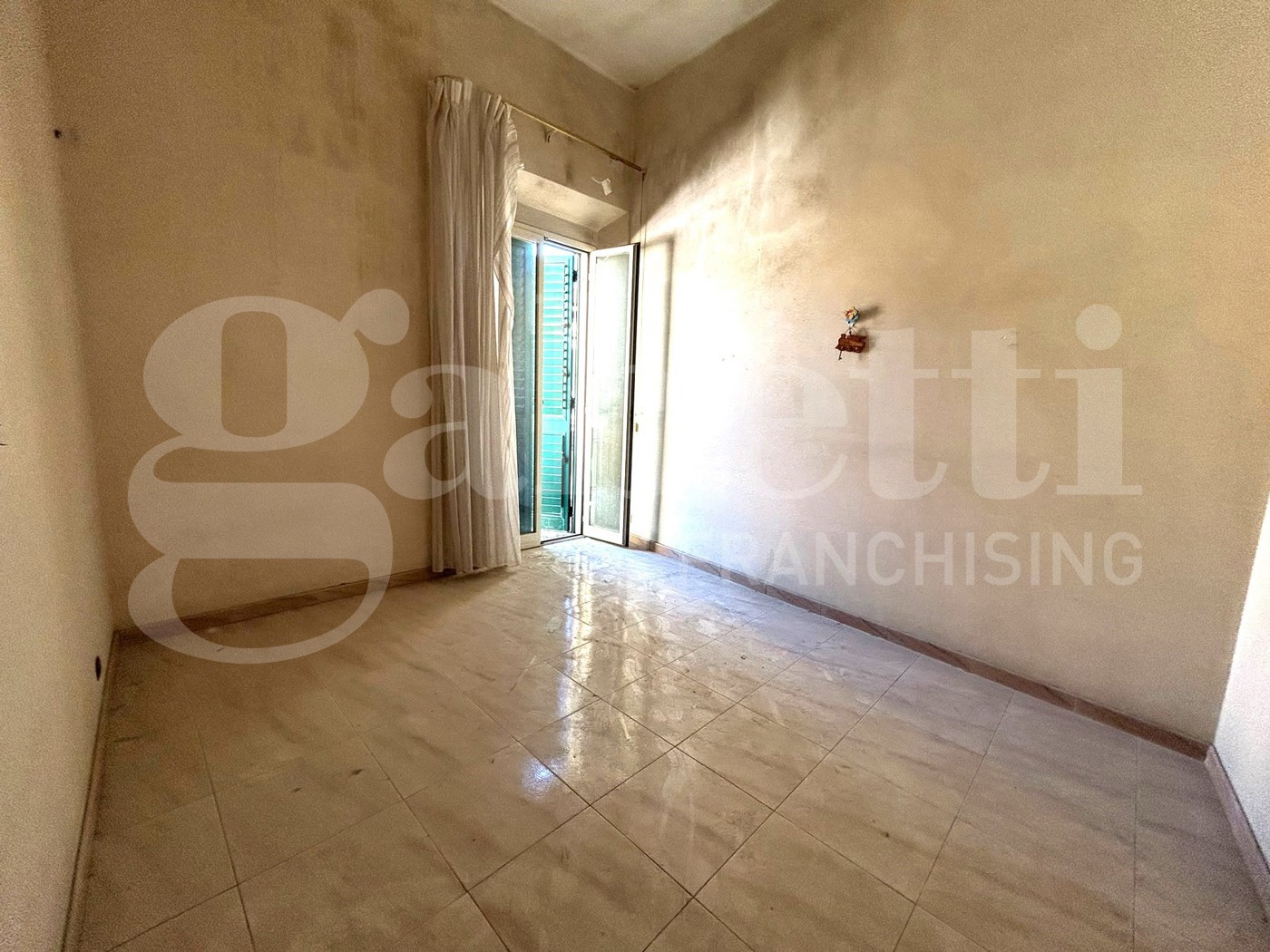 Trilocale da ristrutturare a Messina