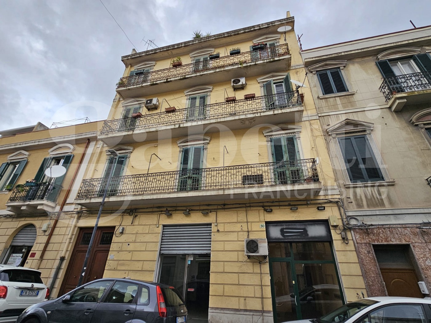 Negozio in affitto a Messina