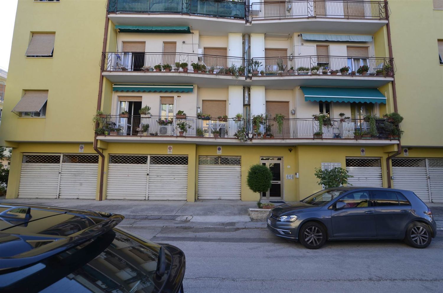 Appartamento in vendita in via bassano del grappa 8, Falconara Marittima