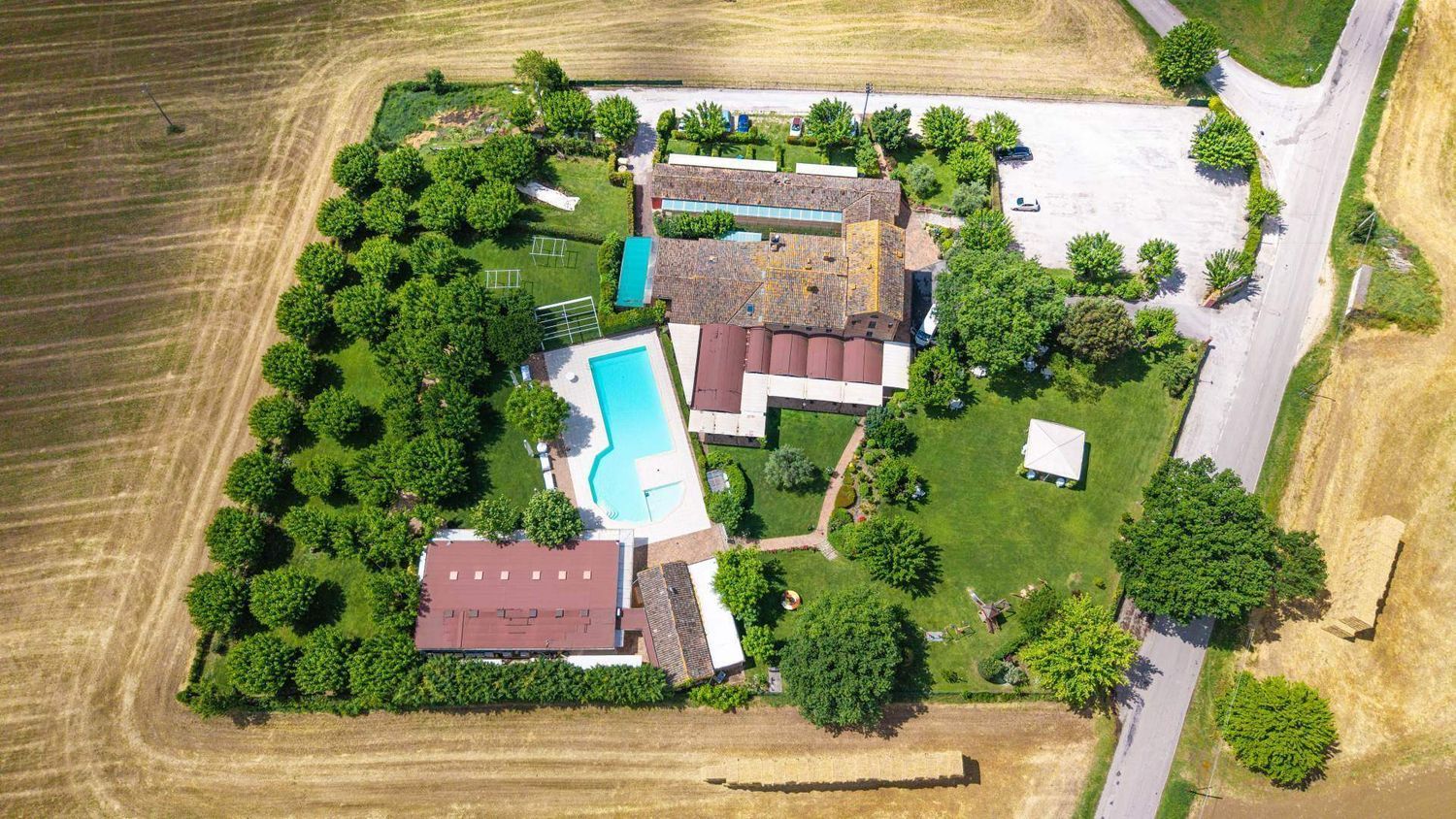 Rustico in vendita in via leone amici 4, Serra de' Conti