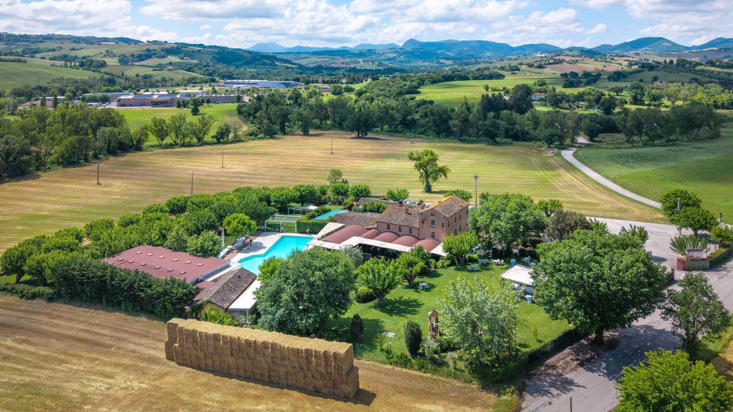 Rustico in vendita in via leone amici 4, Serra de' Conti