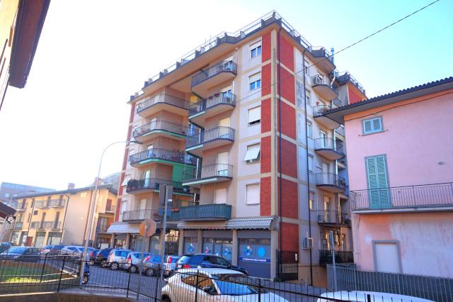 Appartamento con terrazzi in via  don gian battista lombardi, Ponte San Pietro