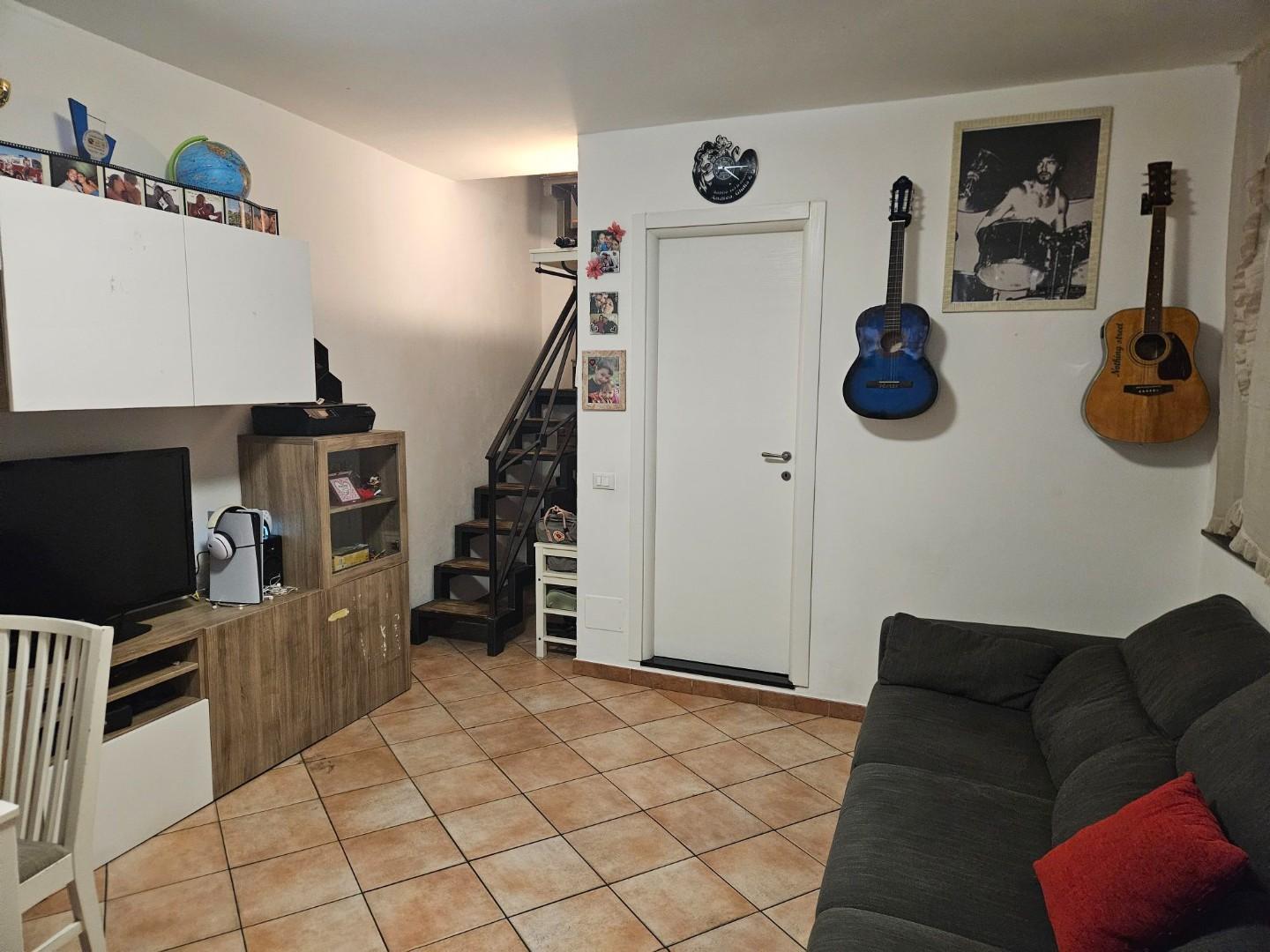 Trilocale con terrazzo a Livorno