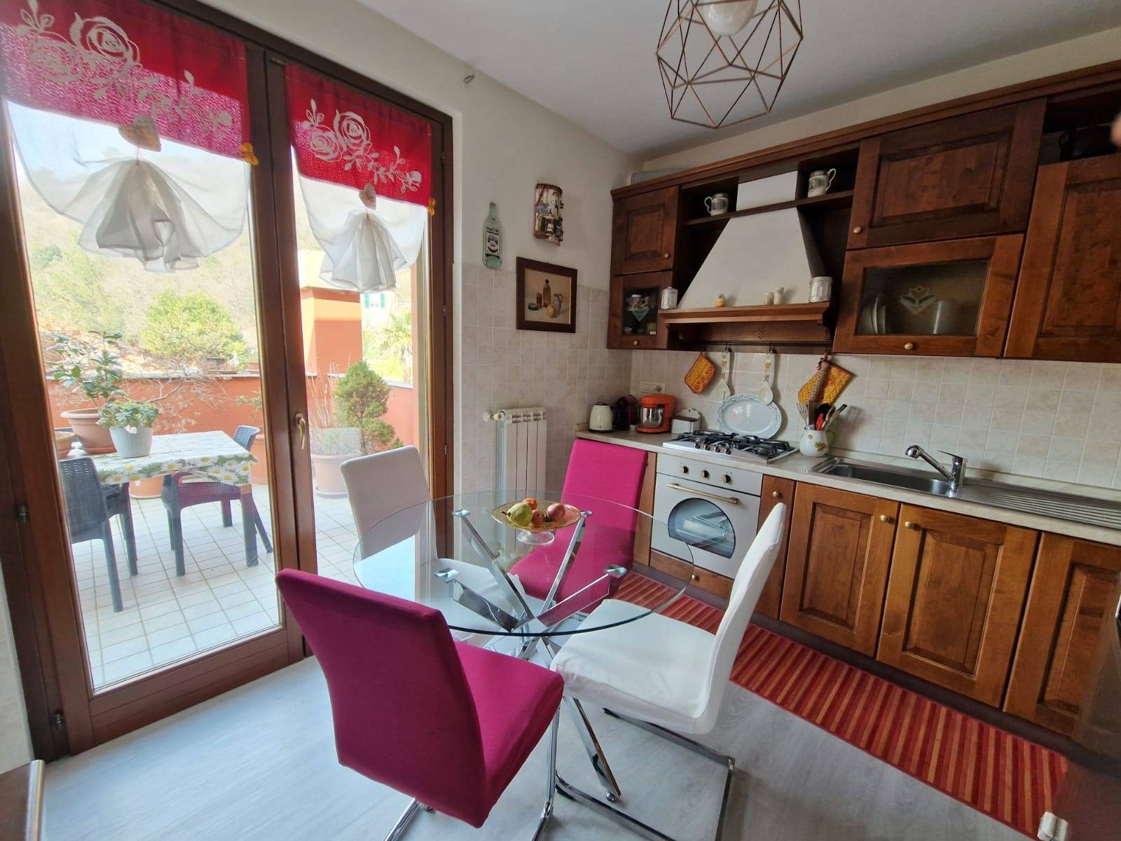 Appartamento in vendita a Mele, Acquasanta