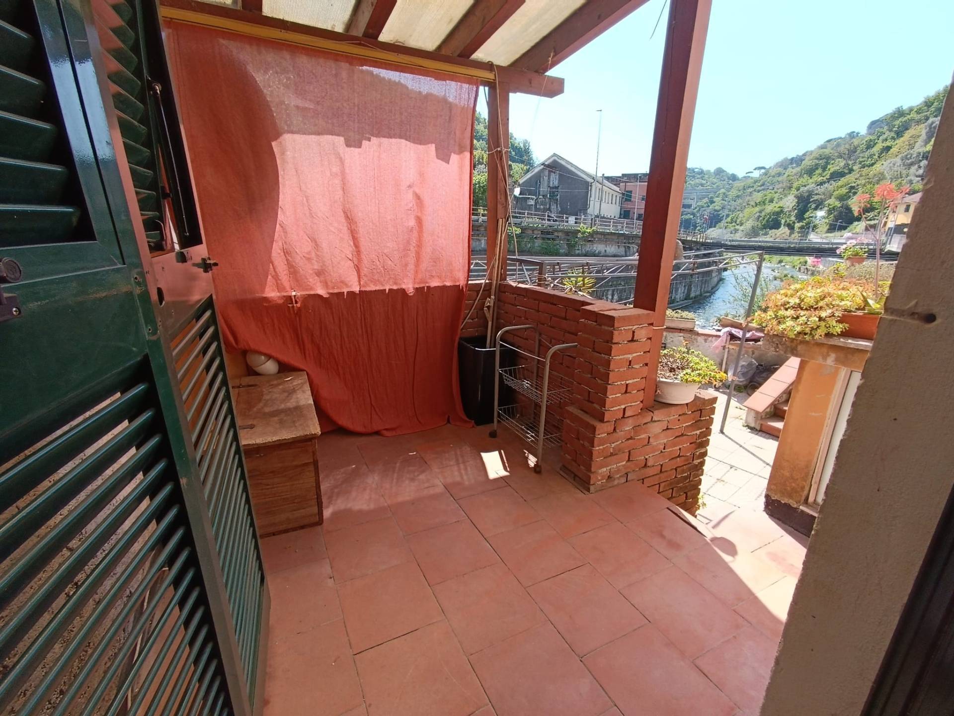 Appartamento in vendita a Genova, Voltri