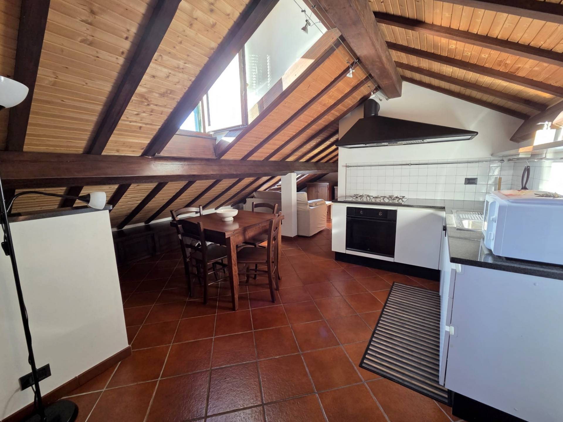 Mansarda in vendita a Genova, Voltri