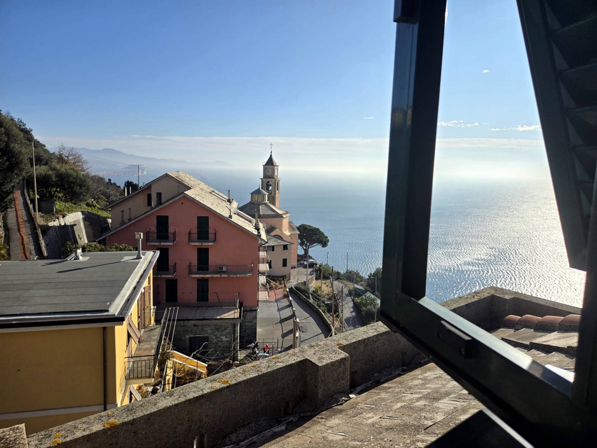 Mansarda in vendita a Genova, Voltri