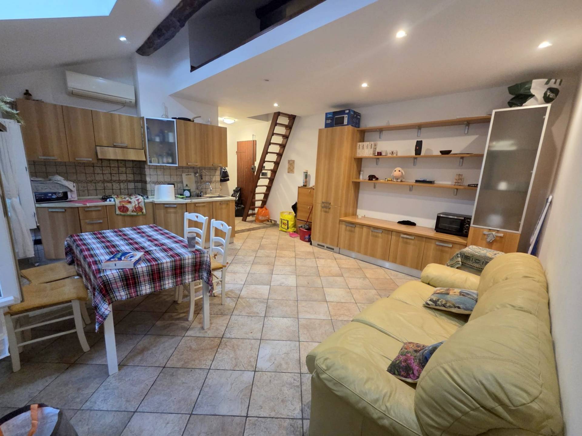 Appartamento in vendita a Genova, Voltri