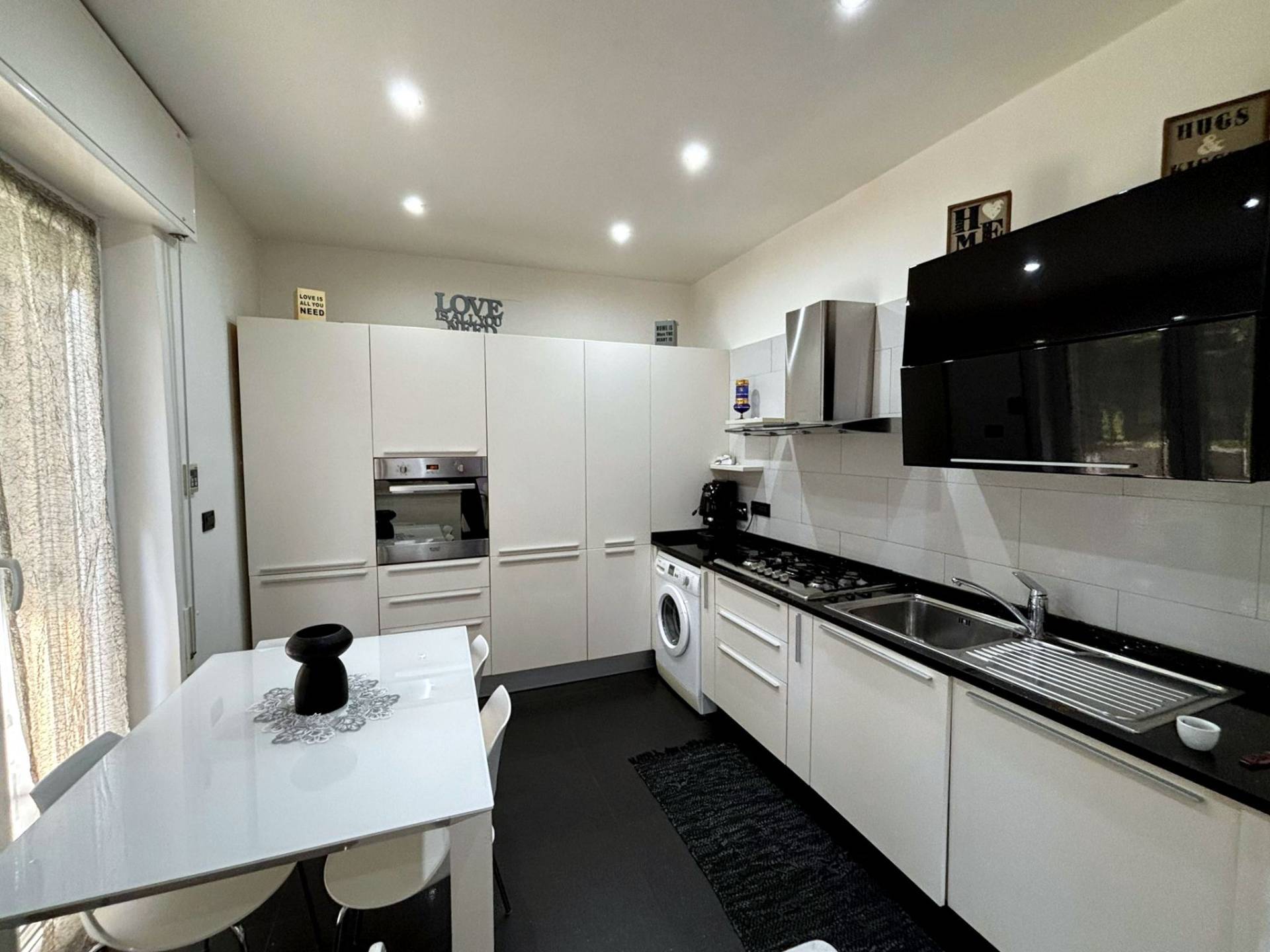 Appartamento in vendita a Genova, Pra