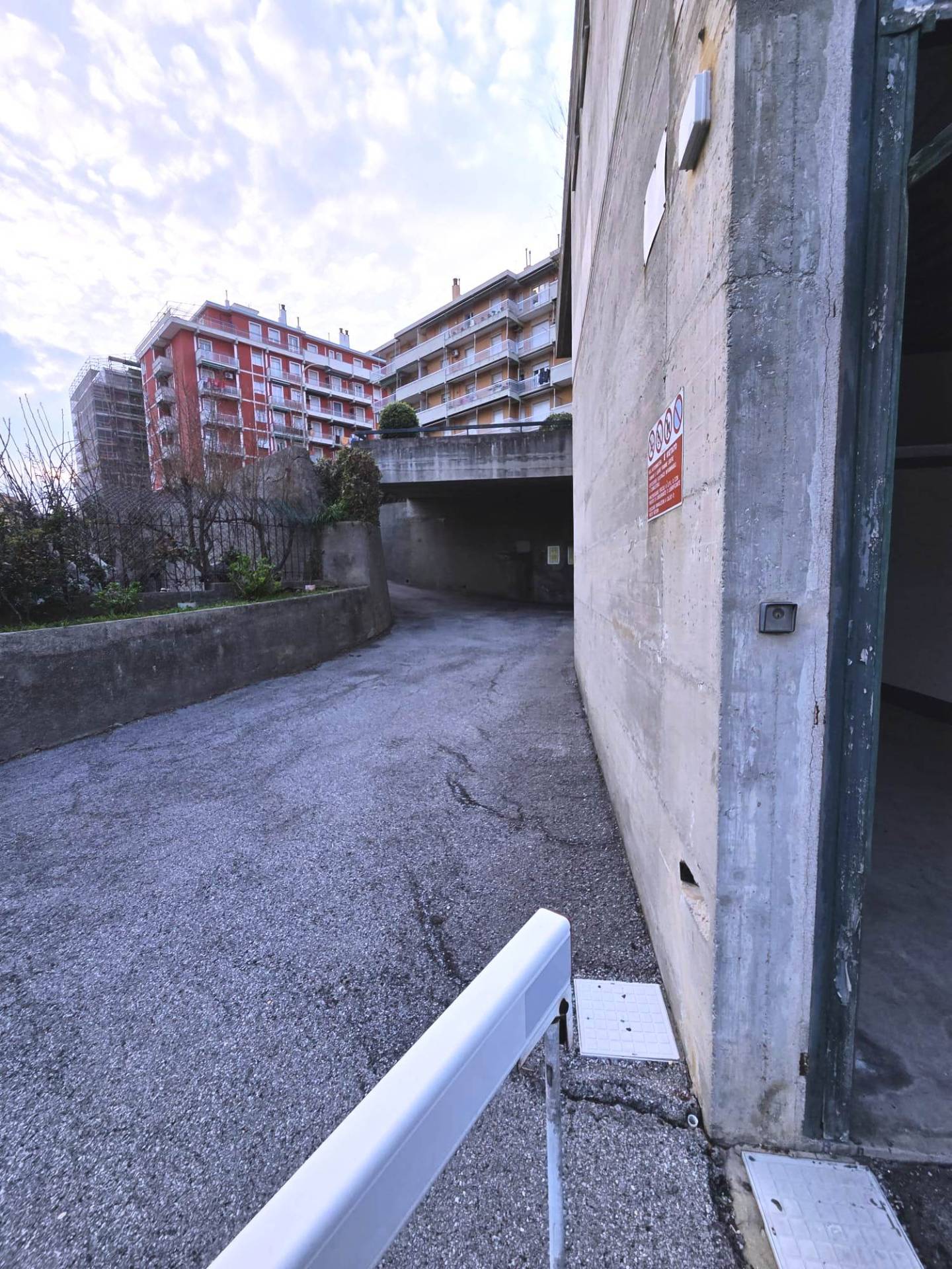 Box in affitto a Genova, Voltri