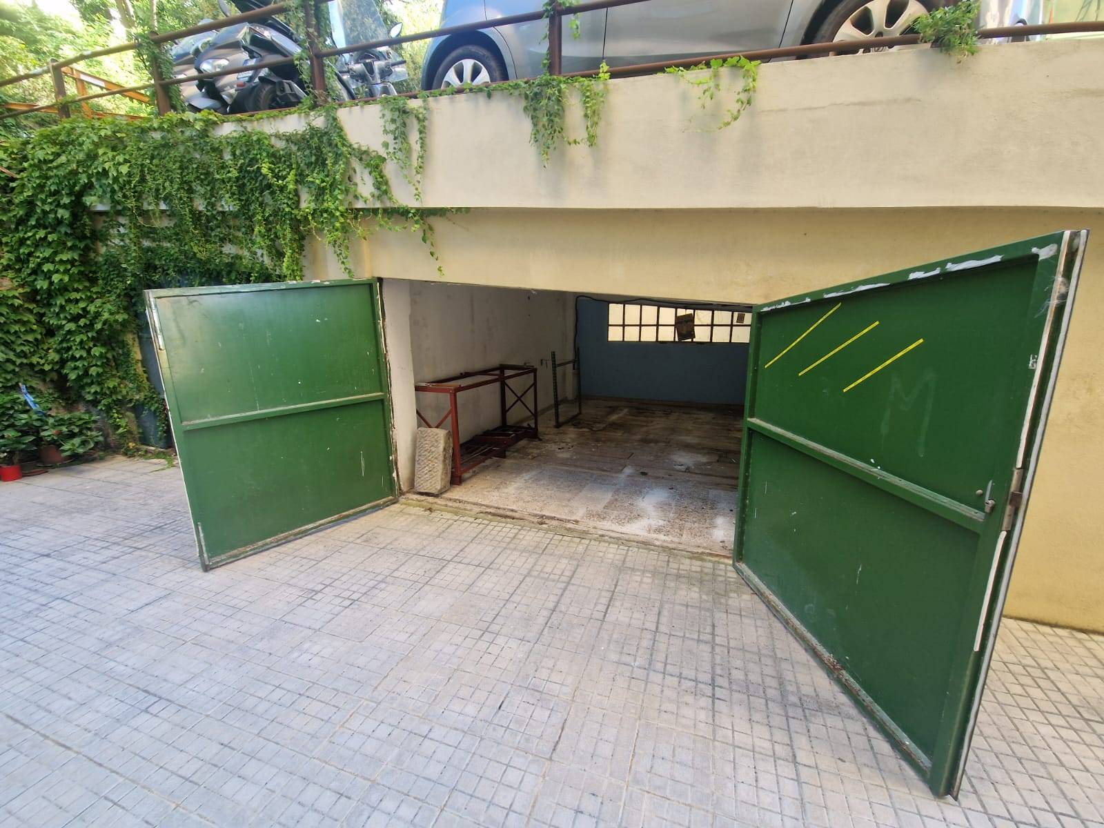 Box in affitto a Genova, Voltri