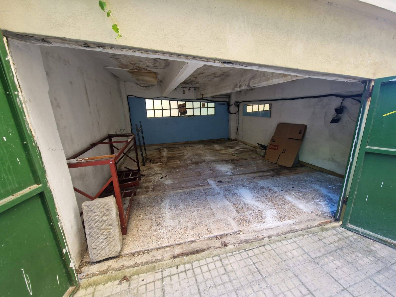 Box in affitto a Genova, Voltri