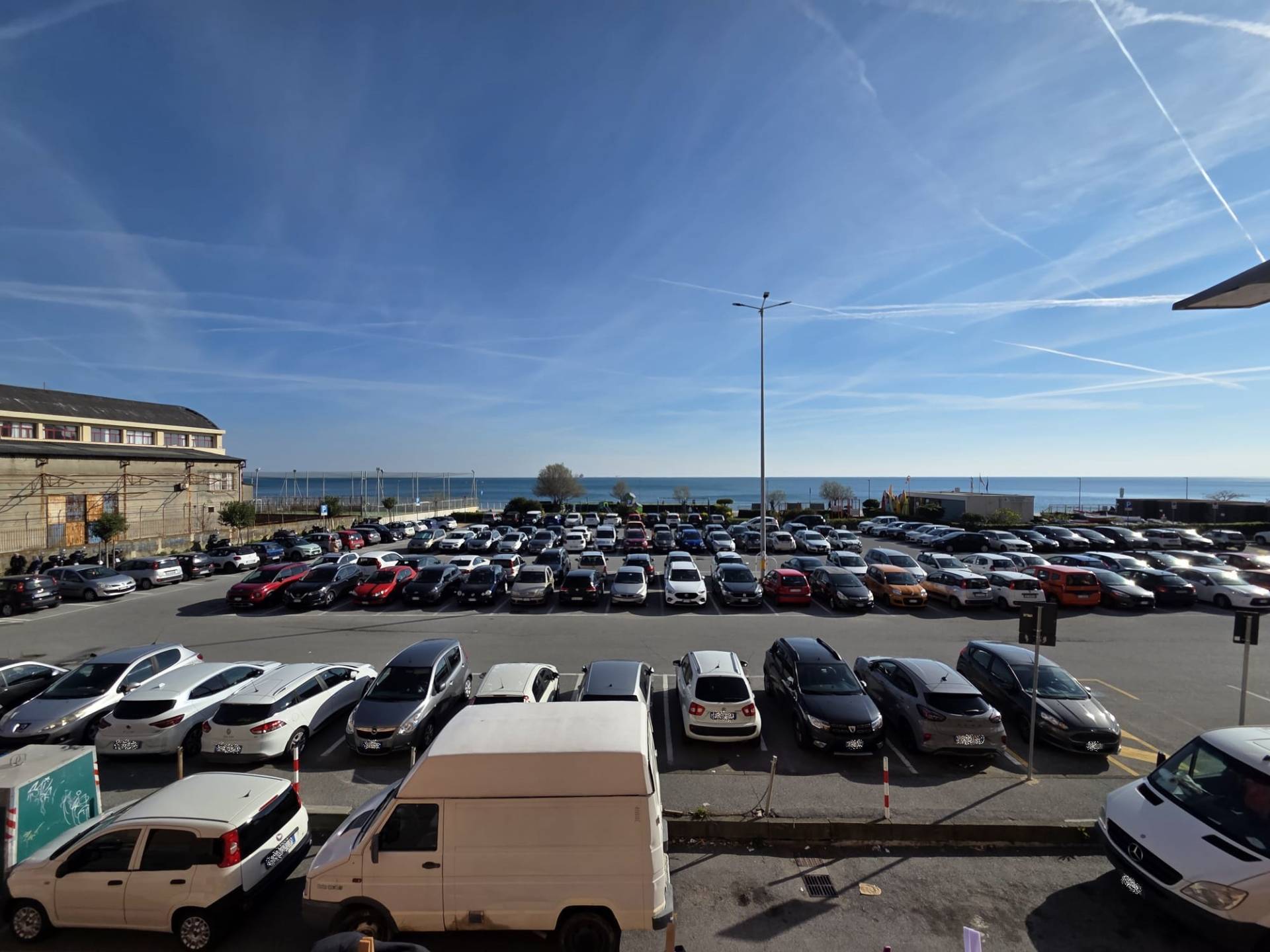 Appartamento in vendita a Genova, Voltri