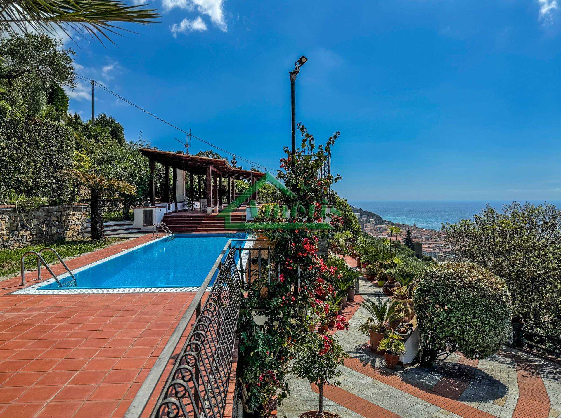 Villa vista mare, Imperia oneglia periferia