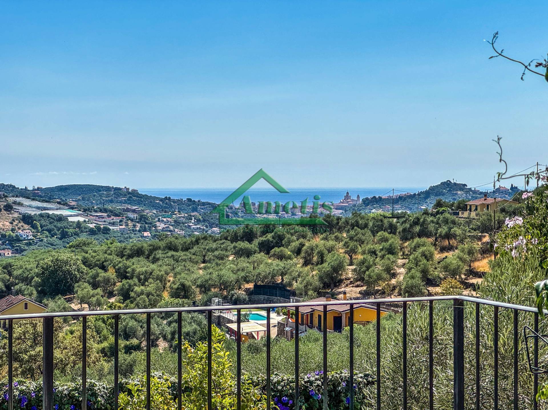 Villa in vendita a Imperia, Poggi Torrazza