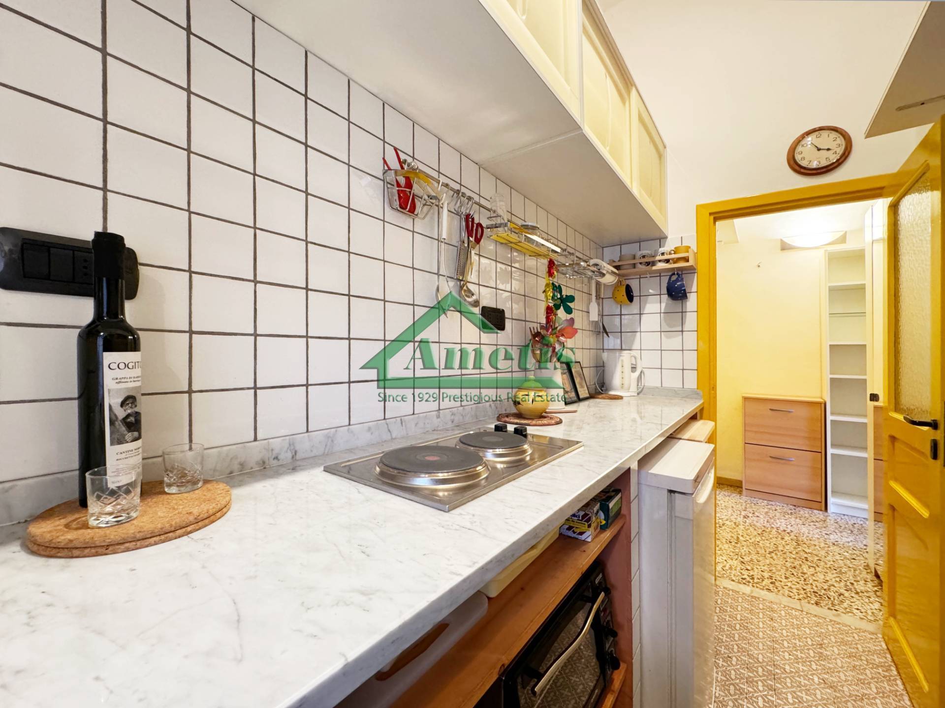 Appartamento in vendita a Imperia, Porto Maurizio periferia