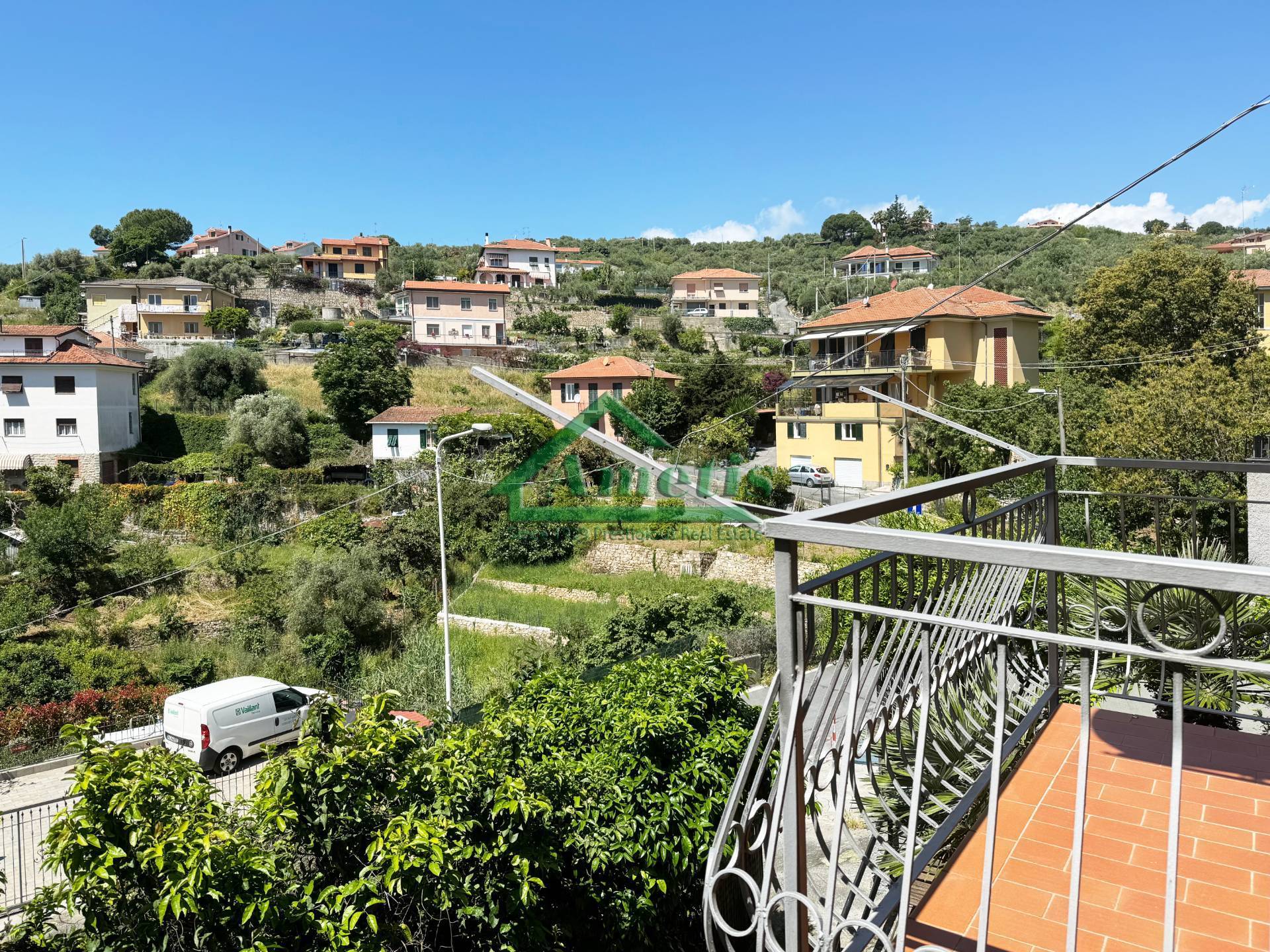 Appartamento in vendita a Imperia, Porto Maurizio periferia