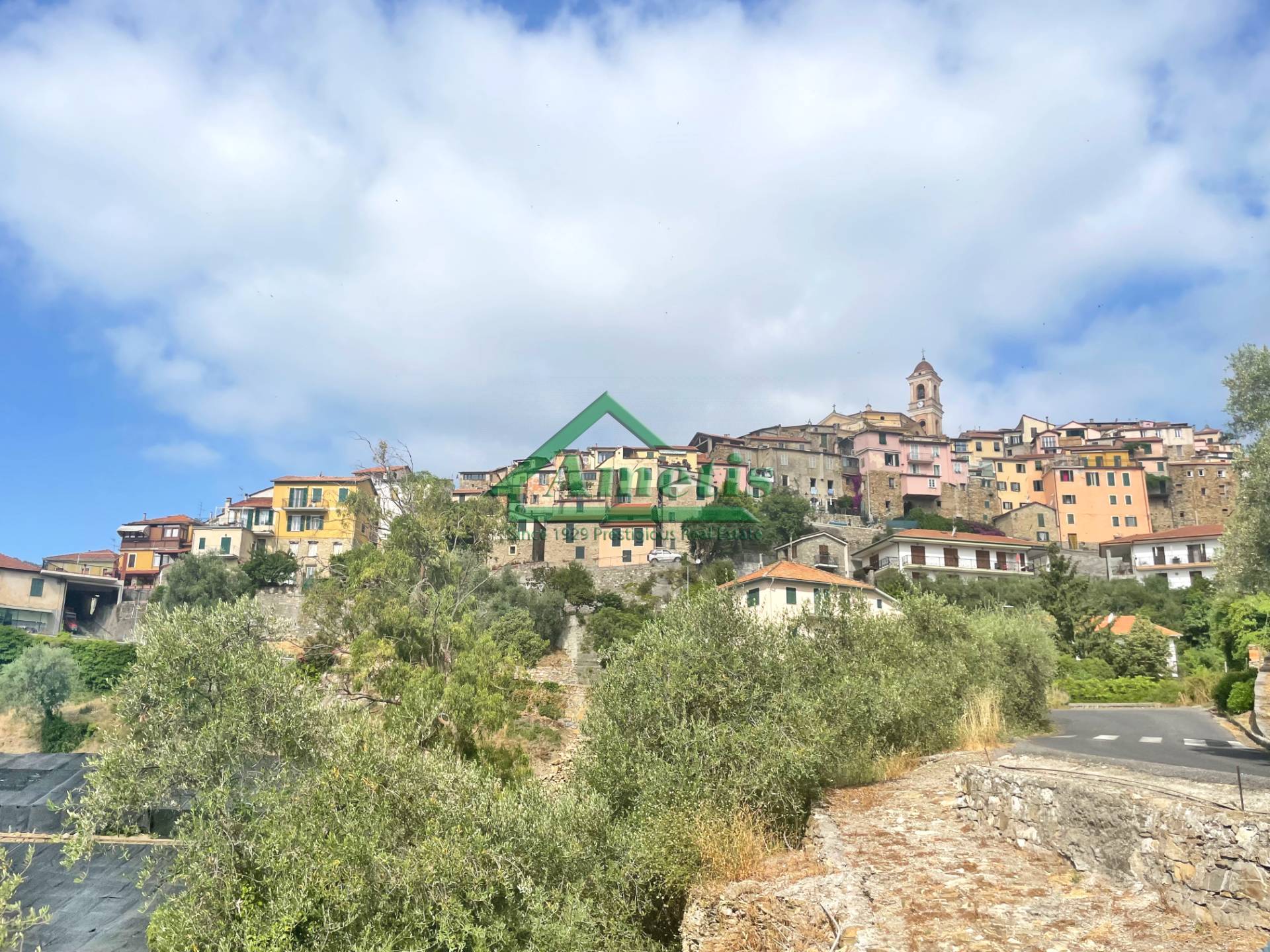 Appartamento in vendita a Pietrabruna