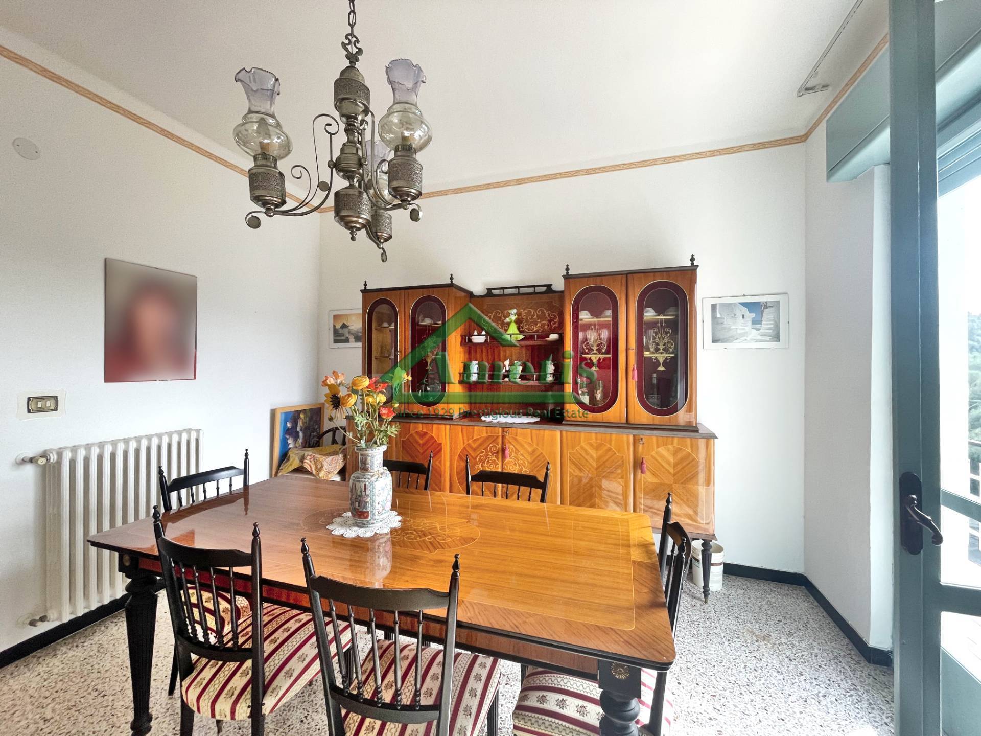 Appartamento in vendita a Pietrabruna