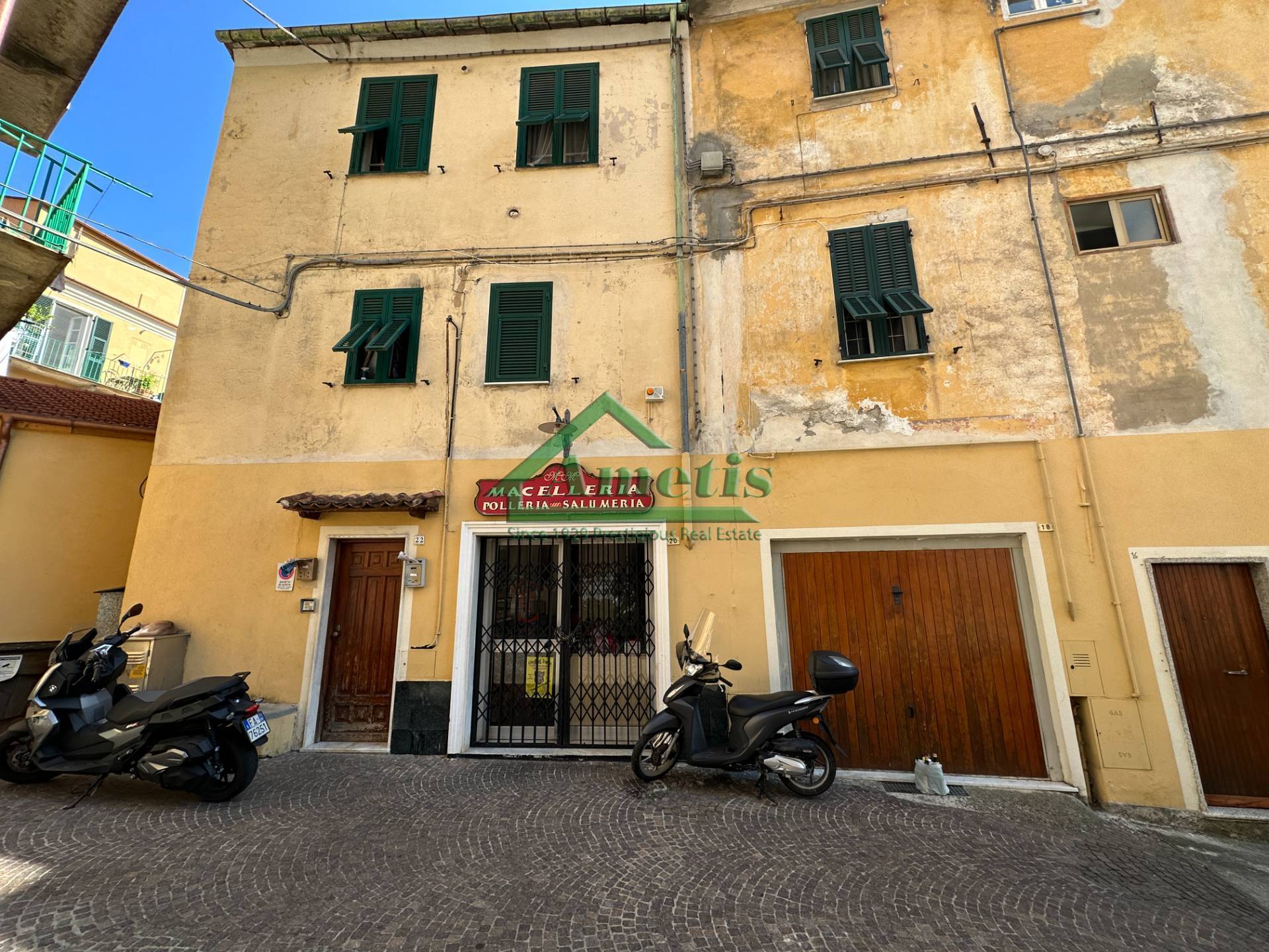 Ufficio / Negozio / Deposito in vendita a Pontedassio