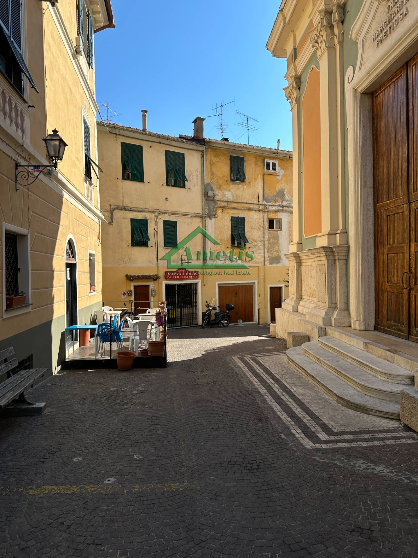 Ufficio / Negozio / Deposito in vendita a Pontedassio