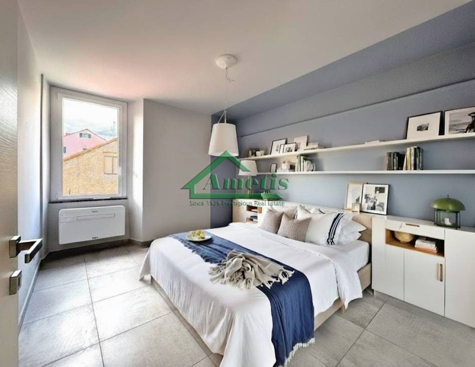 Appartamento in vendita a Imperia, Porto Maurizio centro