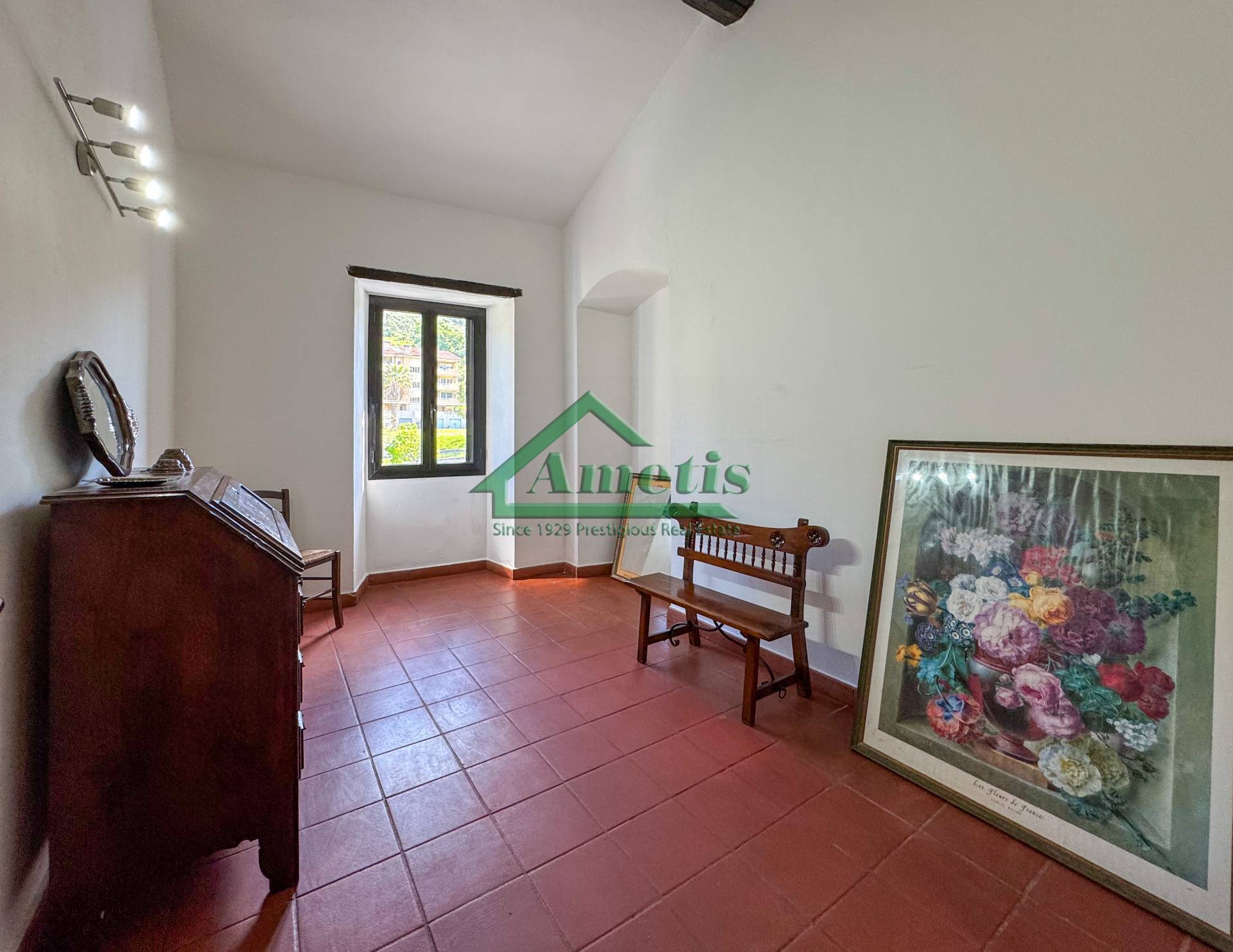 Appartamento in vendita a Imperia, Porto Maurizio periferia