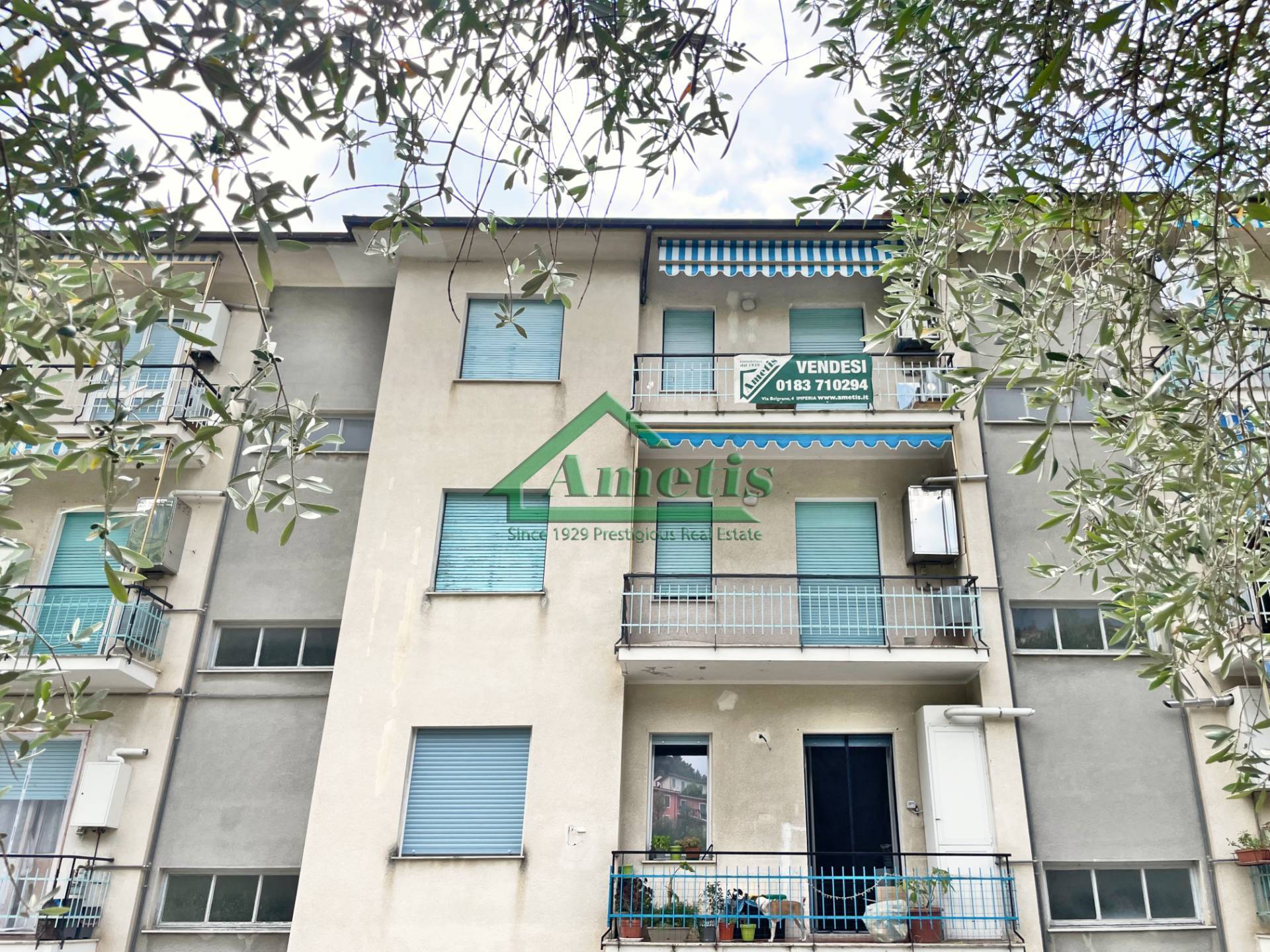 Appartamento in vendita a Pietrabruna