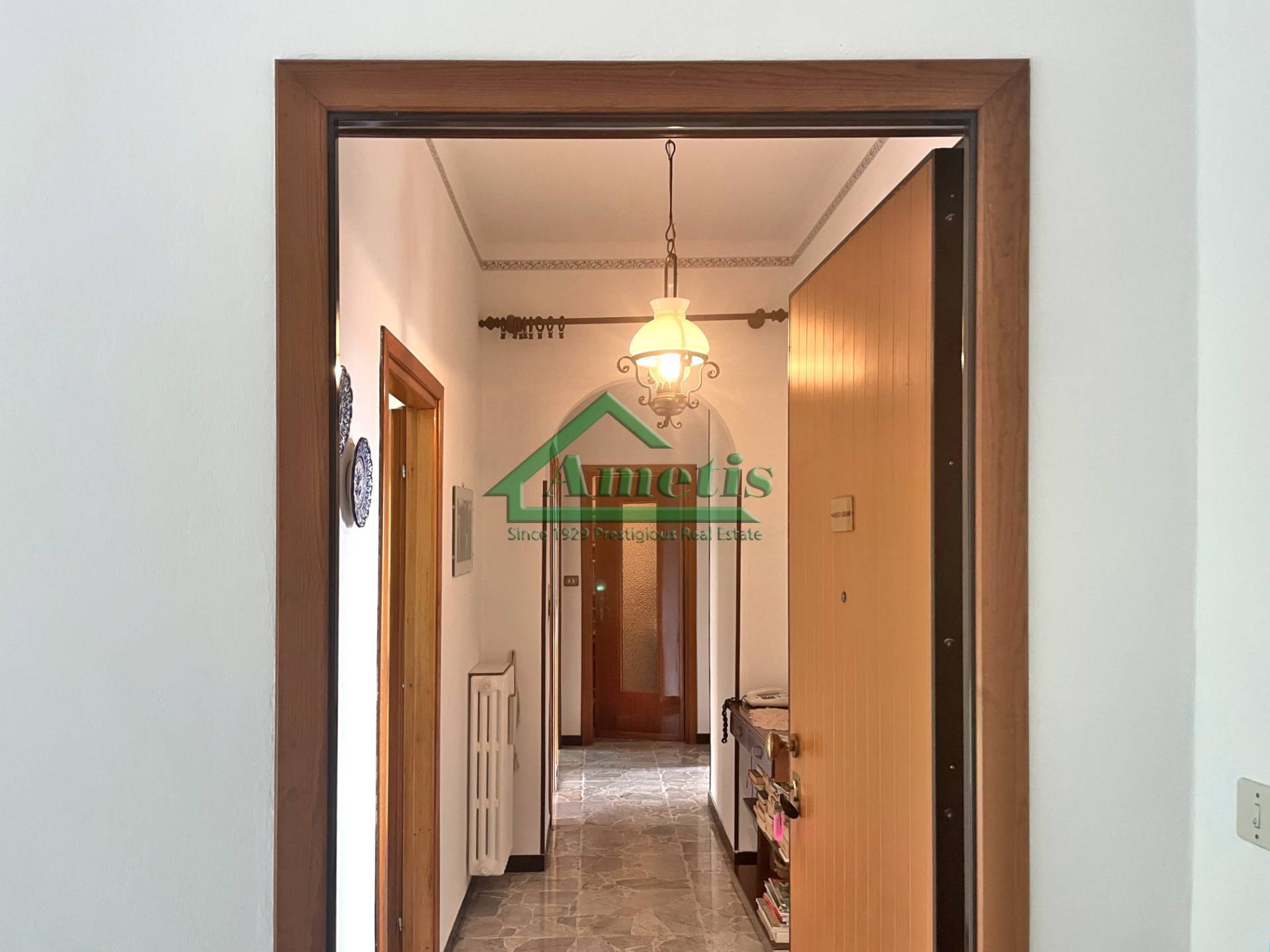 Appartamento in vendita a Pietrabruna