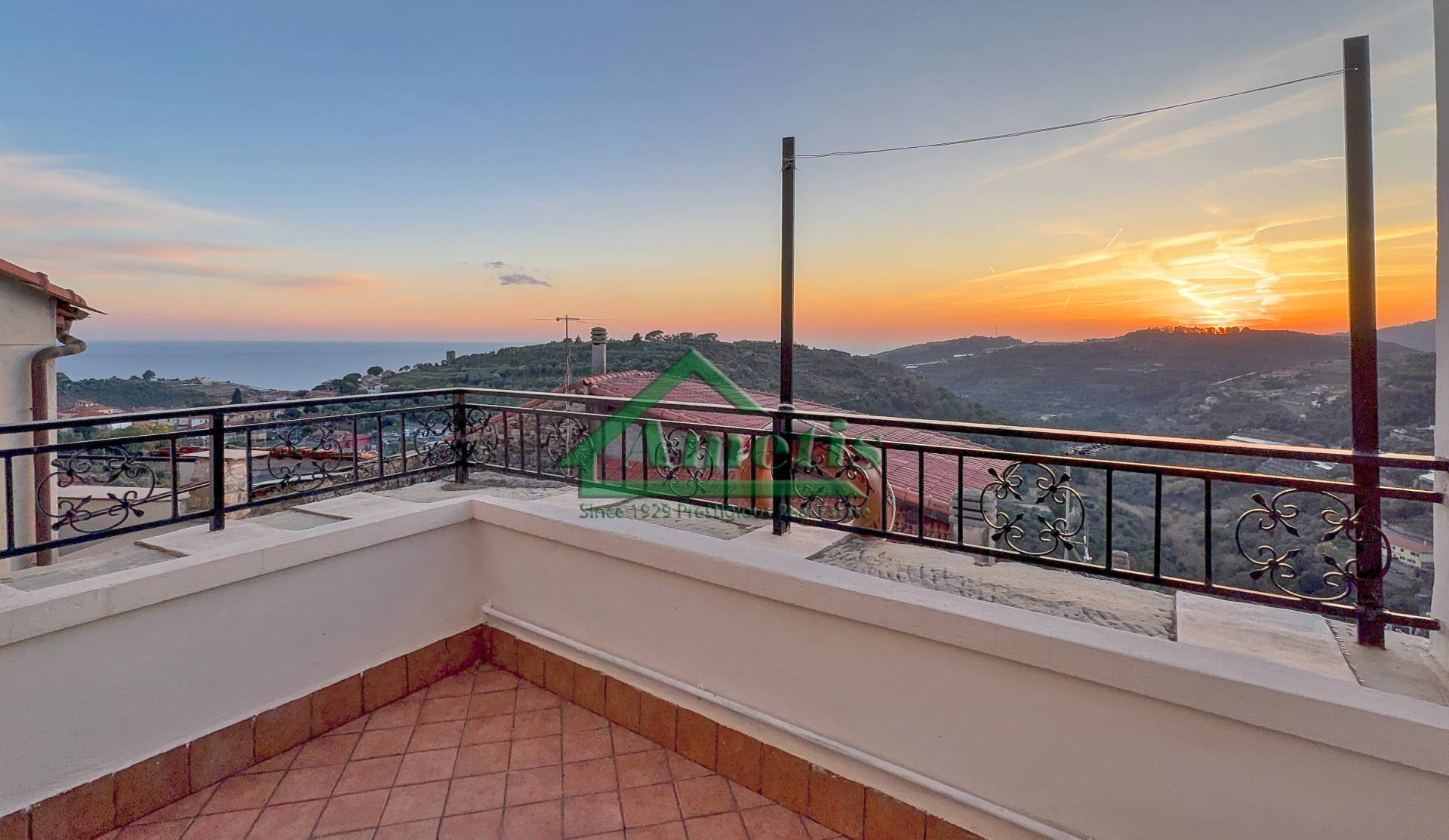 Appartamento in vendita a Pompeiana