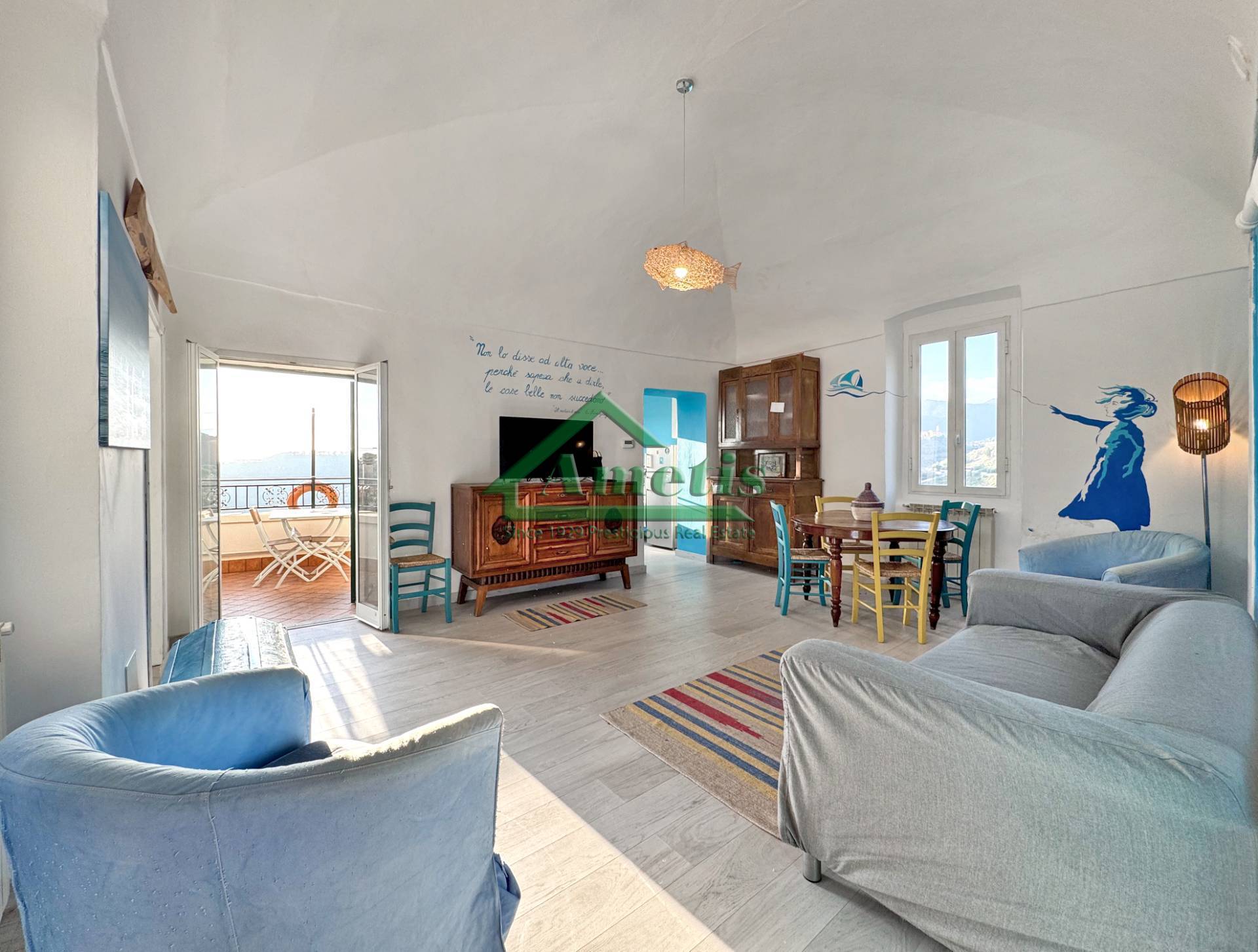 Appartamento in vendita a Pompeiana