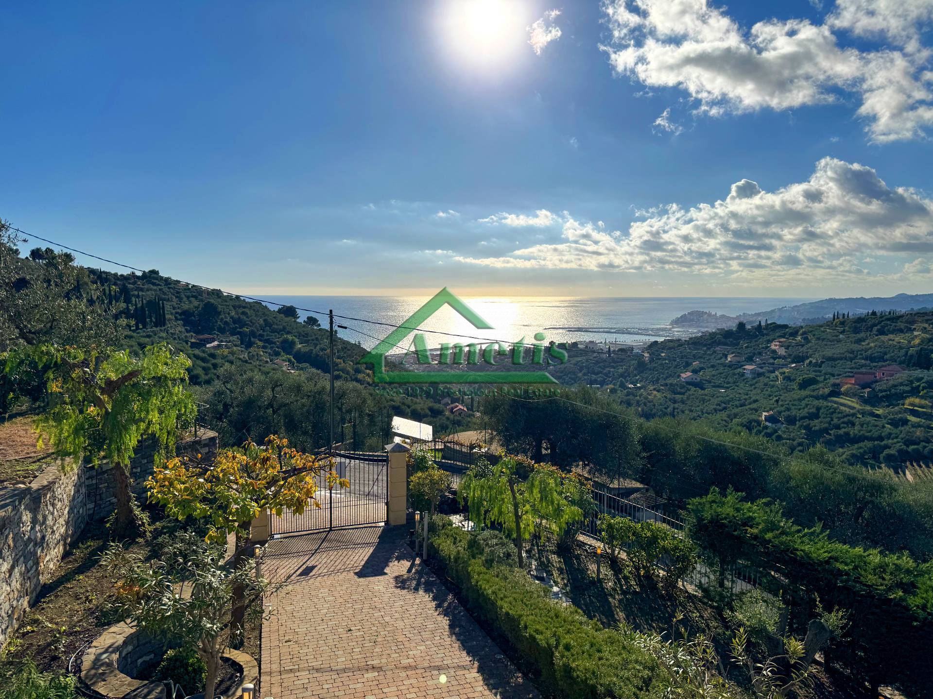 Villa in vendita a Imperia, Oneglia Cascine