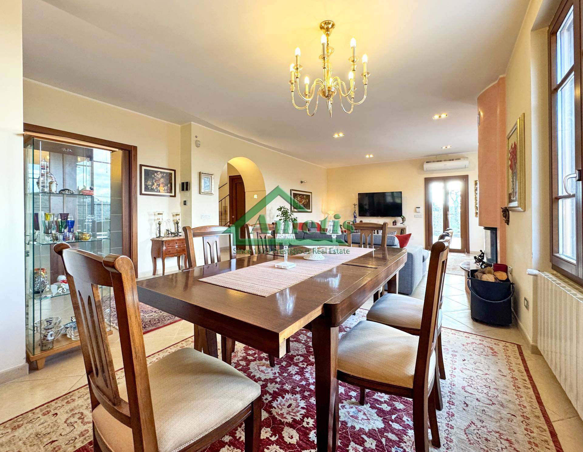 Villa in vendita a Imperia, Oneglia Cascine