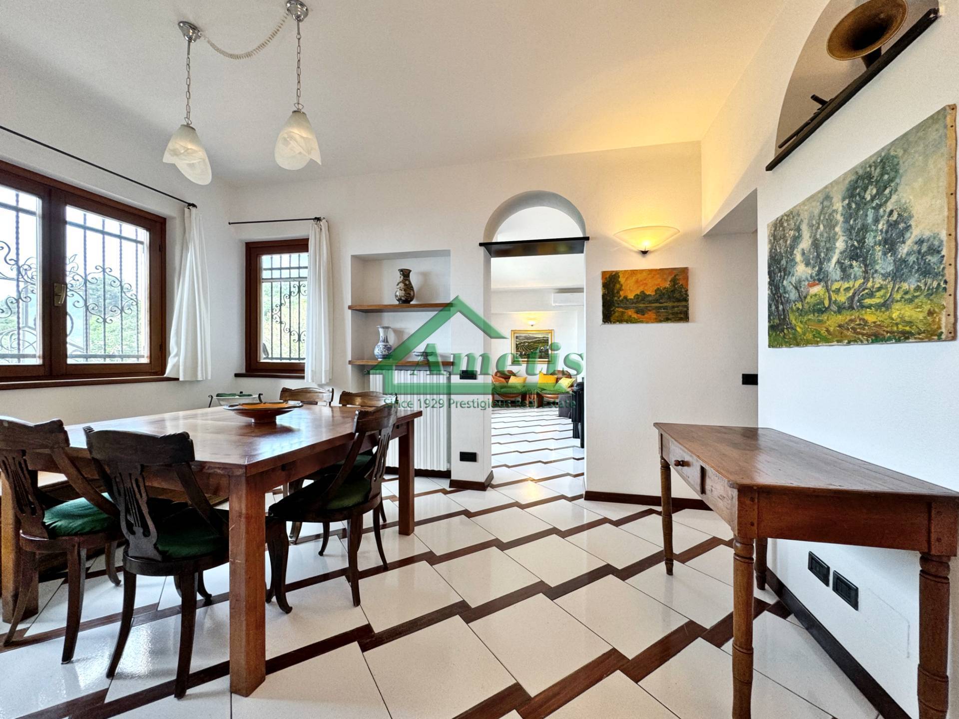 Villa in vendita a Imperia, Oneglia periferia