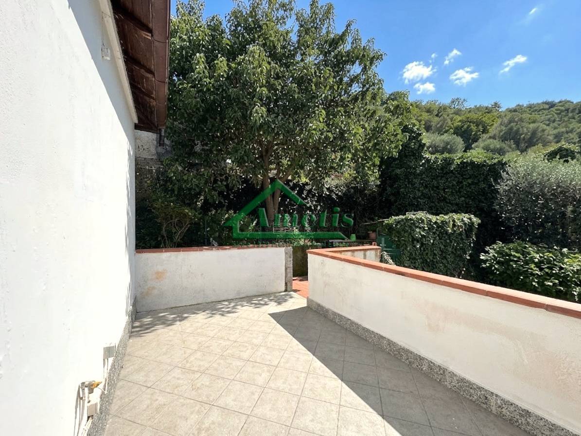 Villa in vendita a Diano Arentino, Diano Borello