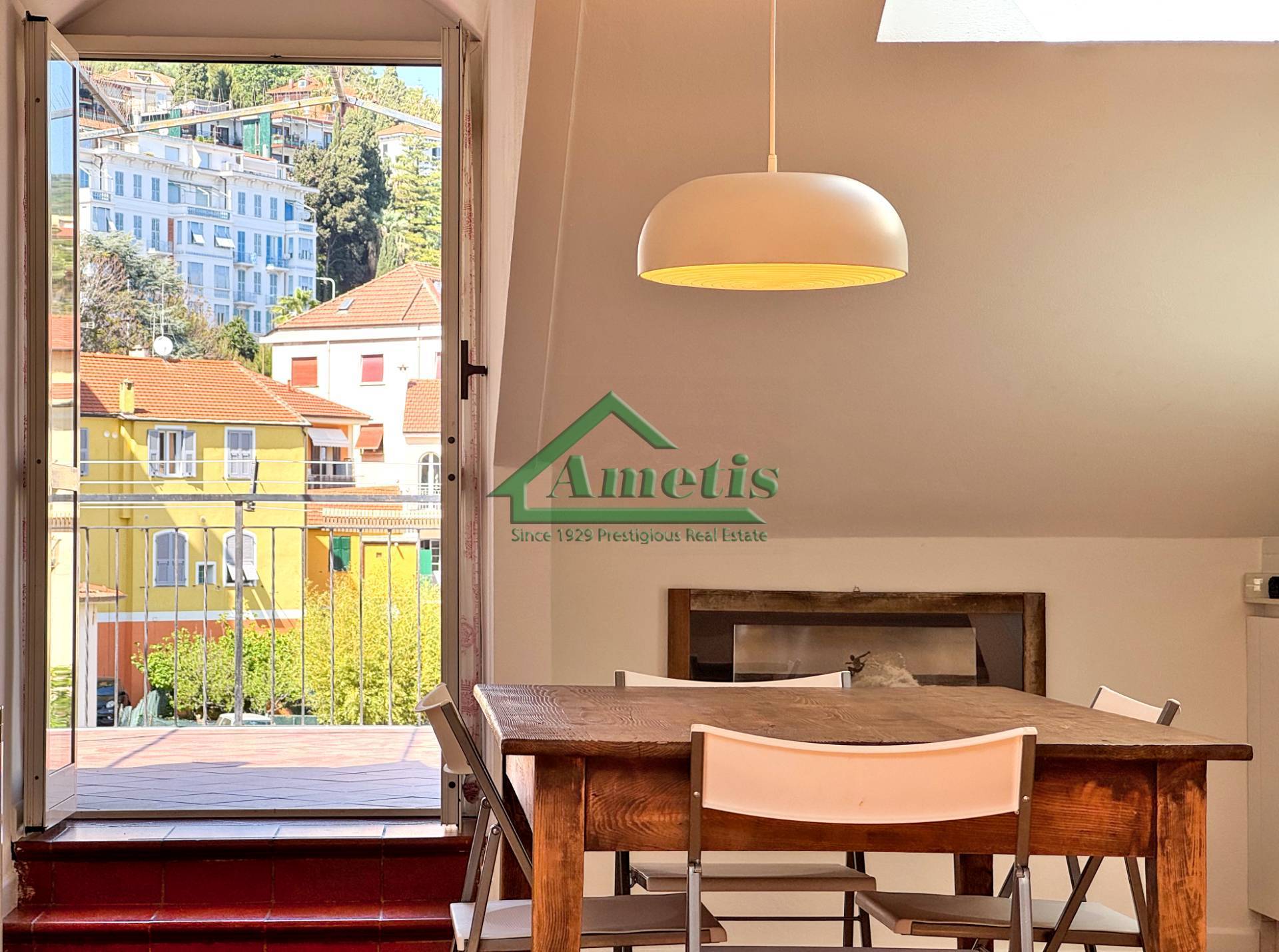 Appartamento in vendita a Imperia, Porto Maurizio Borgo Marina