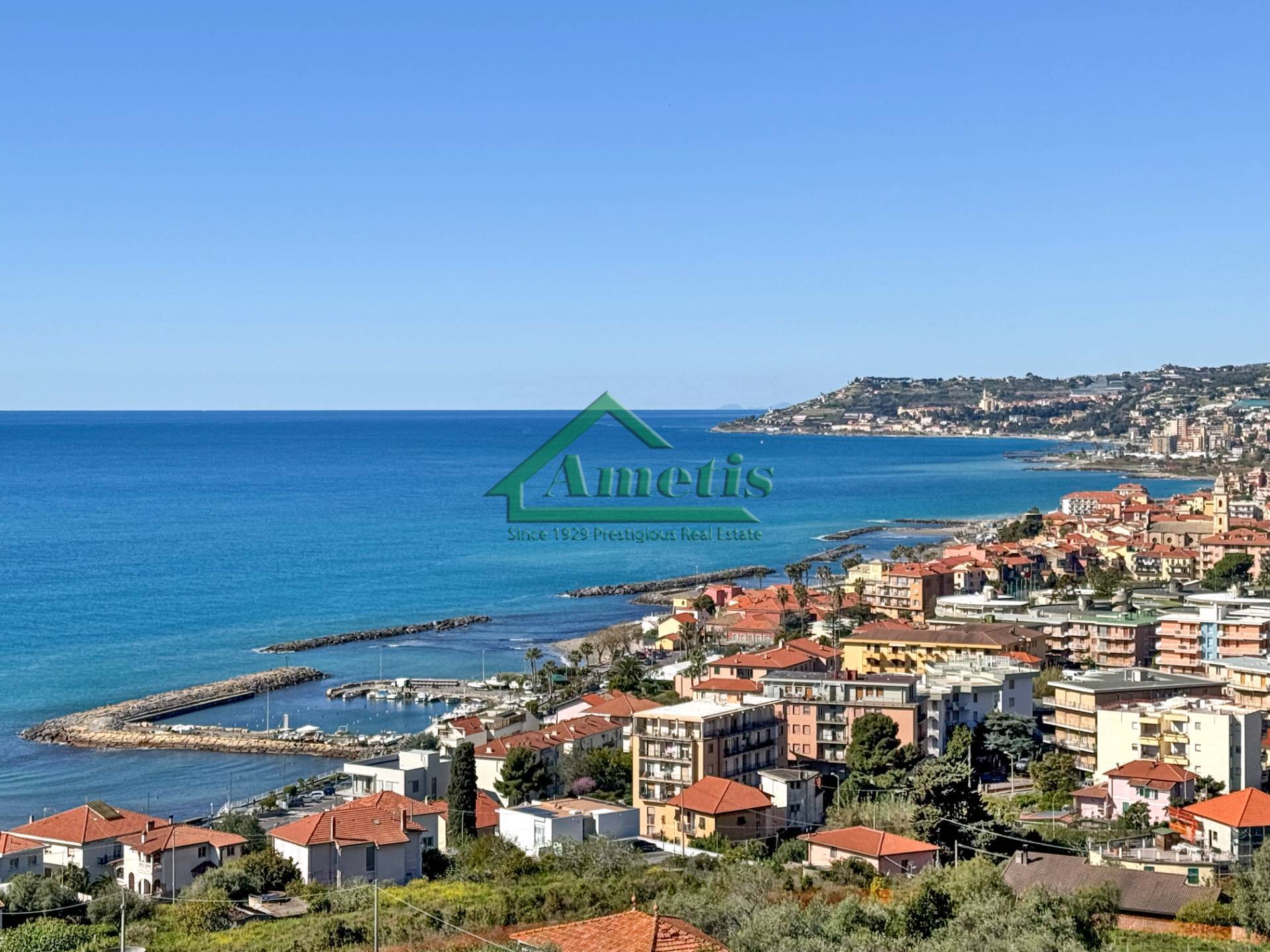 Villa in vendita a Santo Stefano al Mare