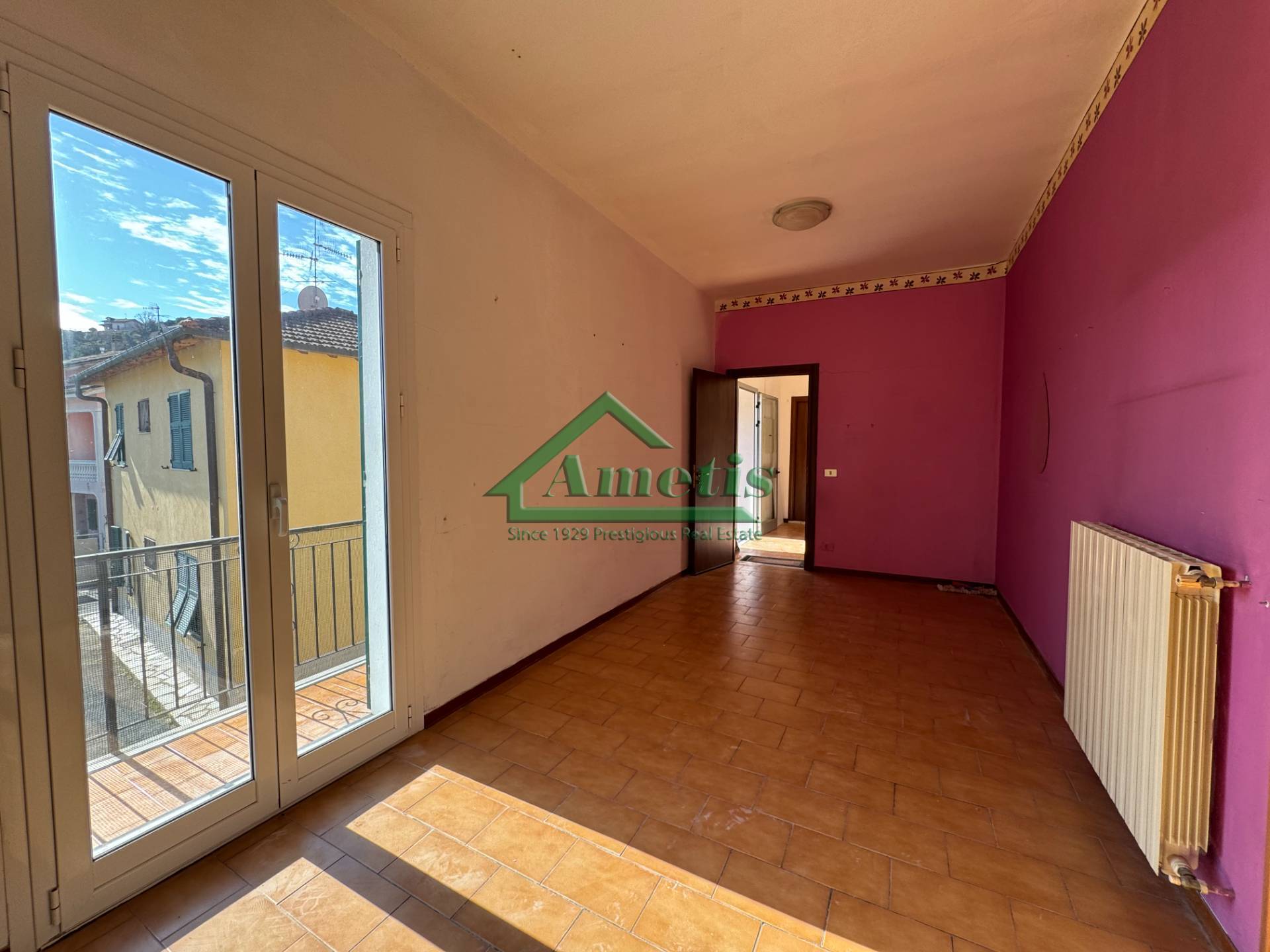 Appartamento in vendita a Imperia, Caramagna