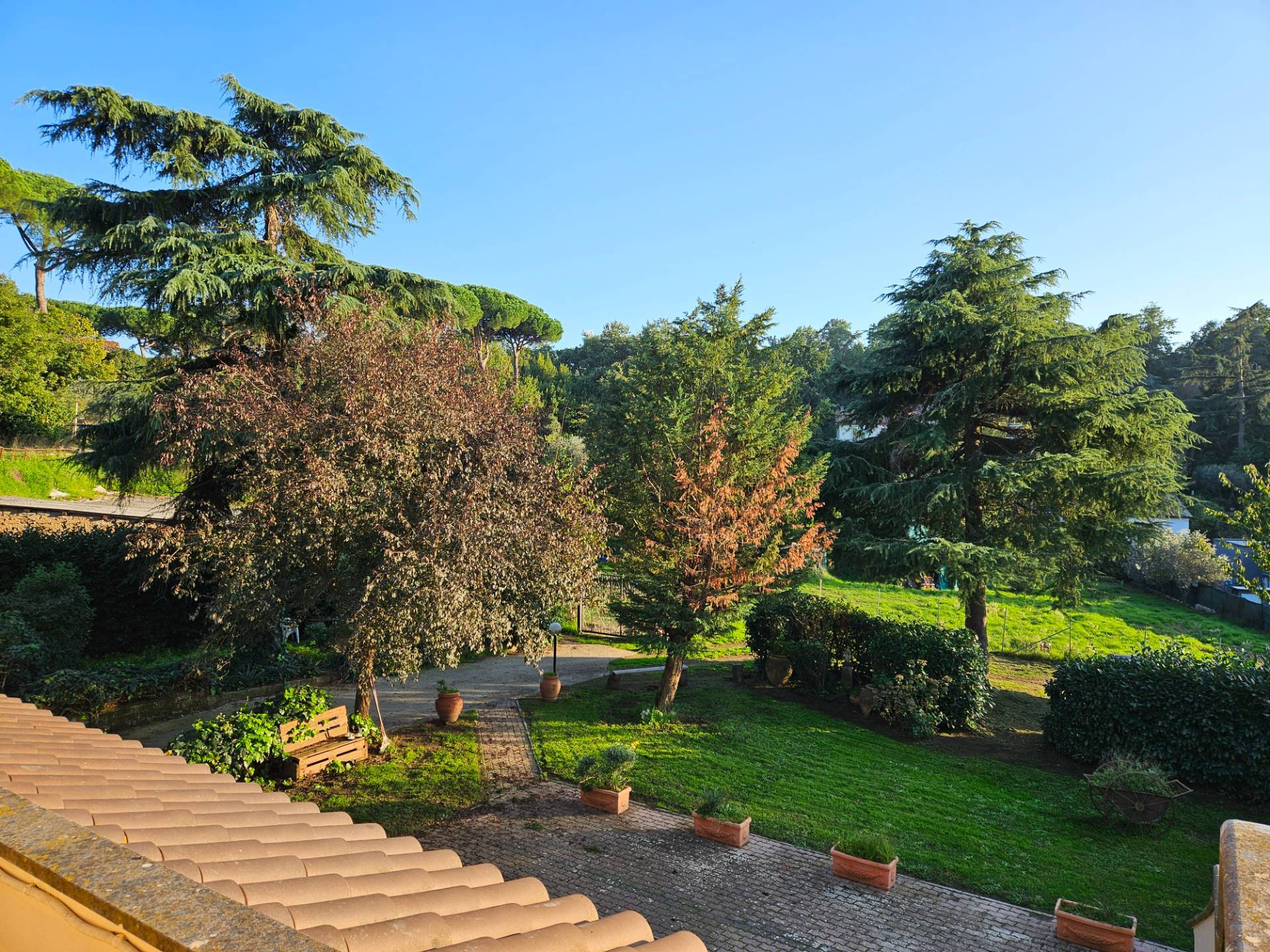 Quadrilocale con terrazzo, Viterbo semicentro