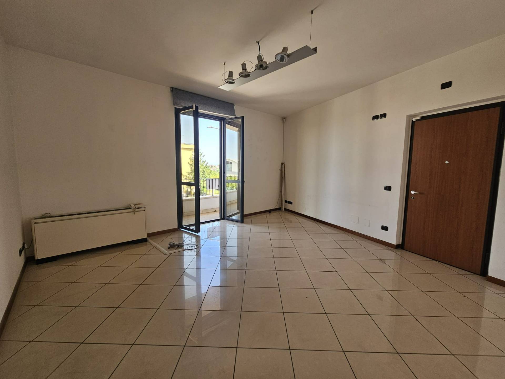 Ufficio in vendita a Viterbo, Semicentro