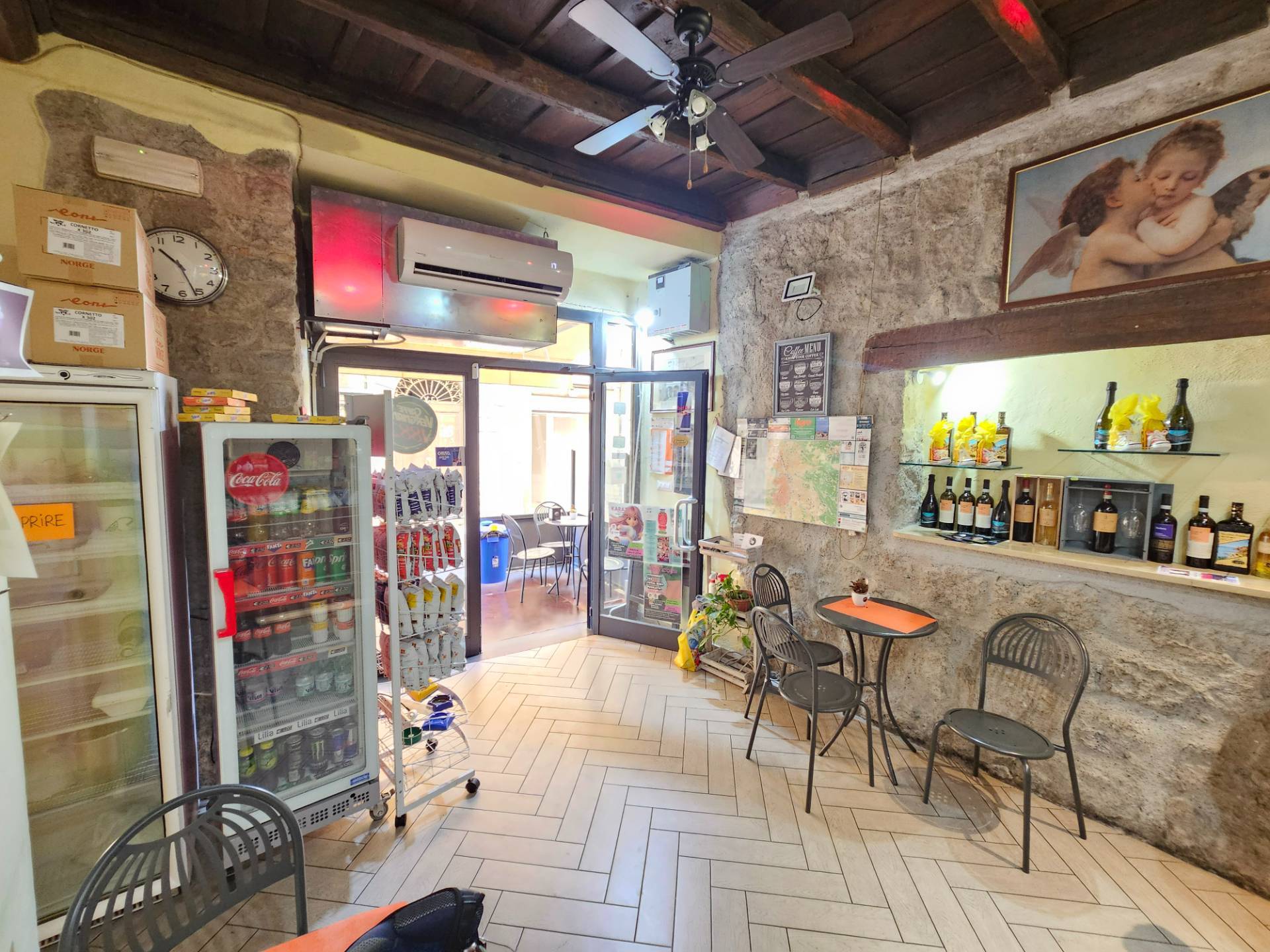Bar / Caffetteria in vendita a Viterbo, Centro