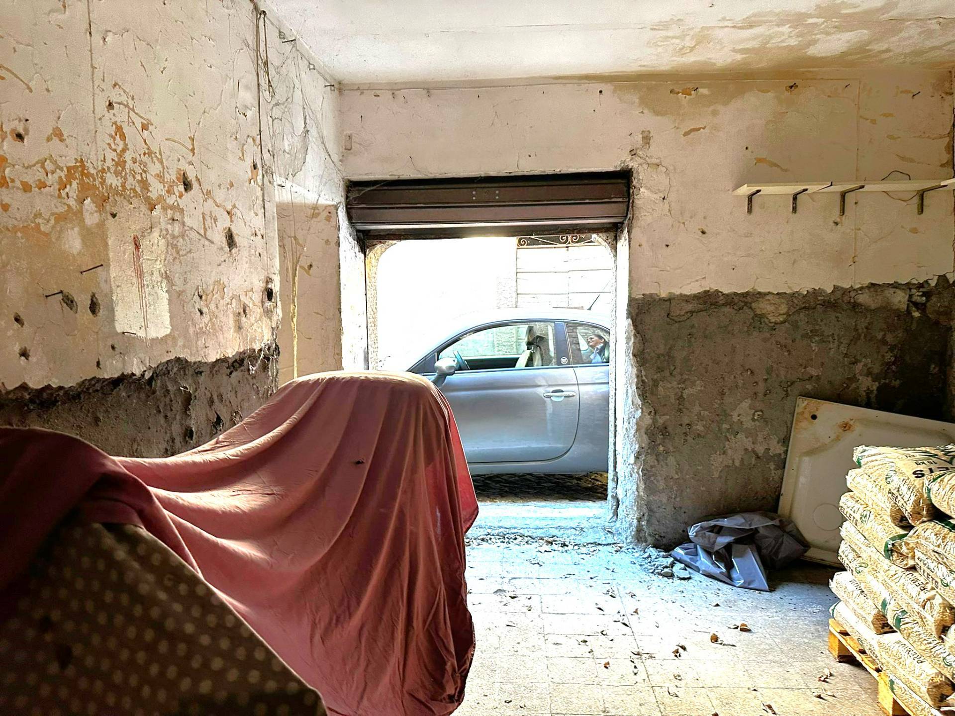 Garage / Box in vendita a Viterbo, Centro