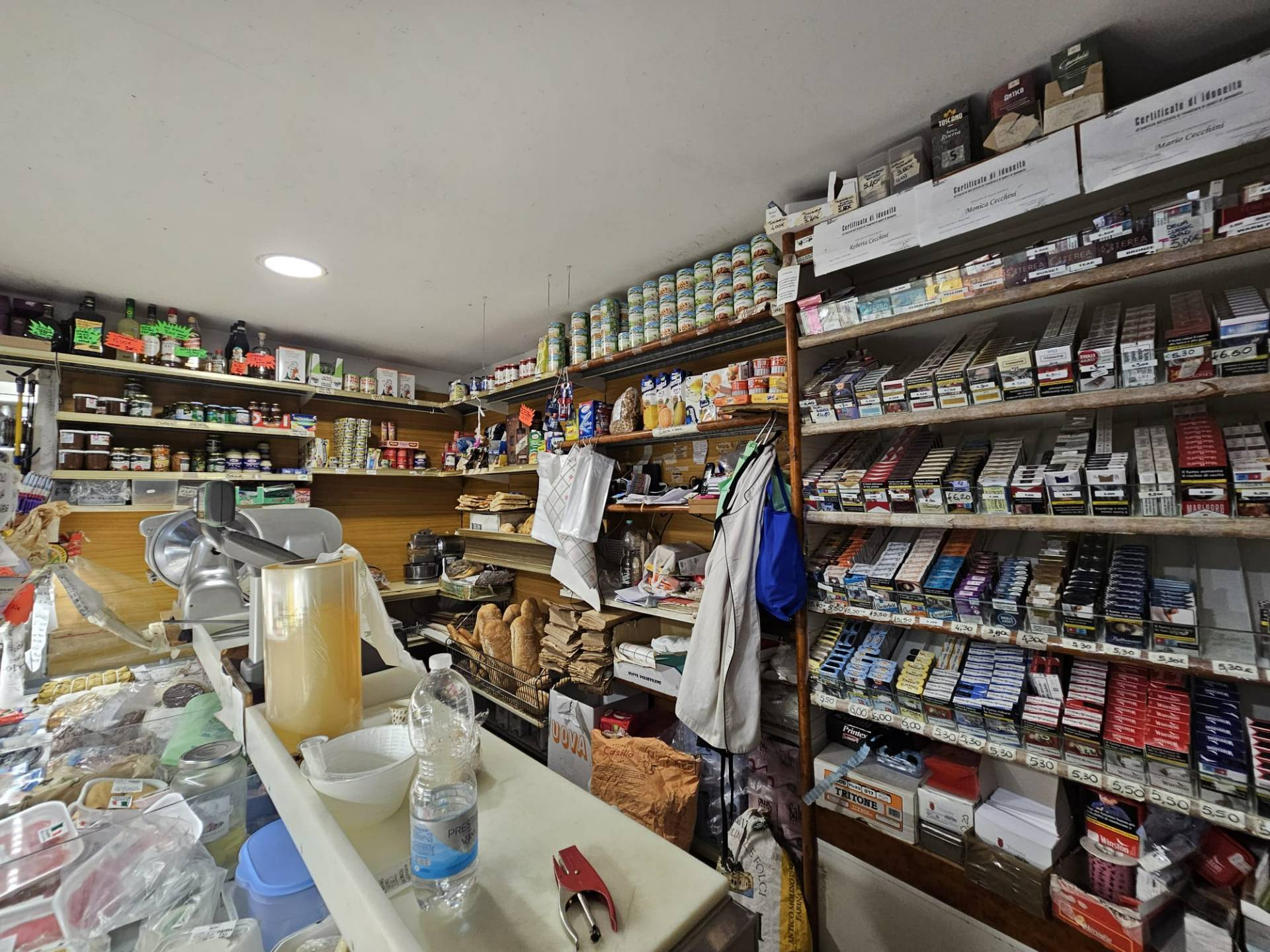 Attivit commerciale in vendita a Viterbo, Tobia