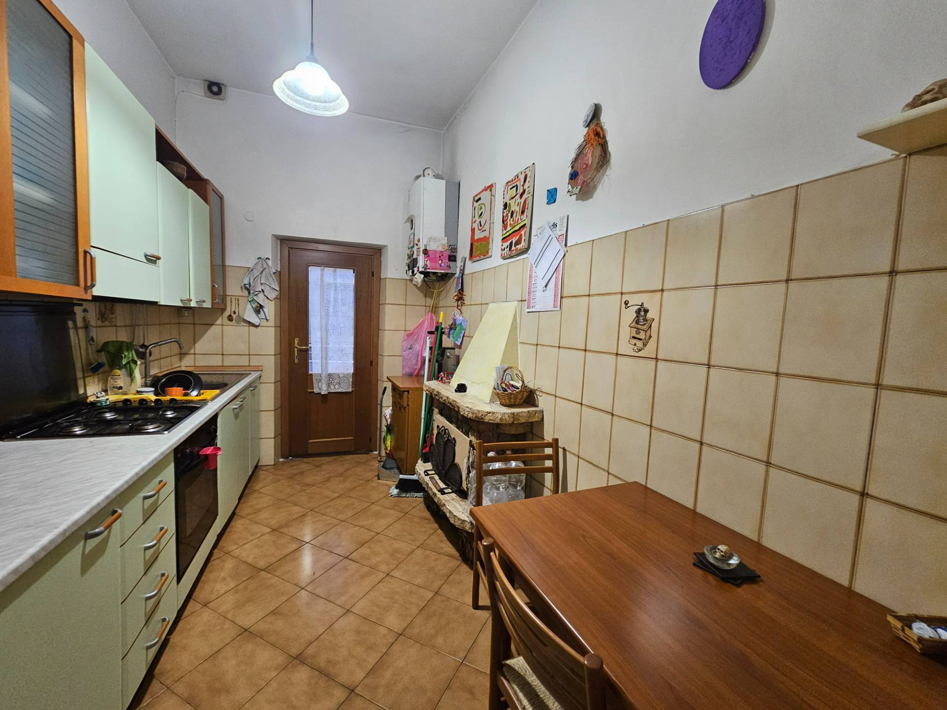 Appartamento in vendita a Viterbo, Centro