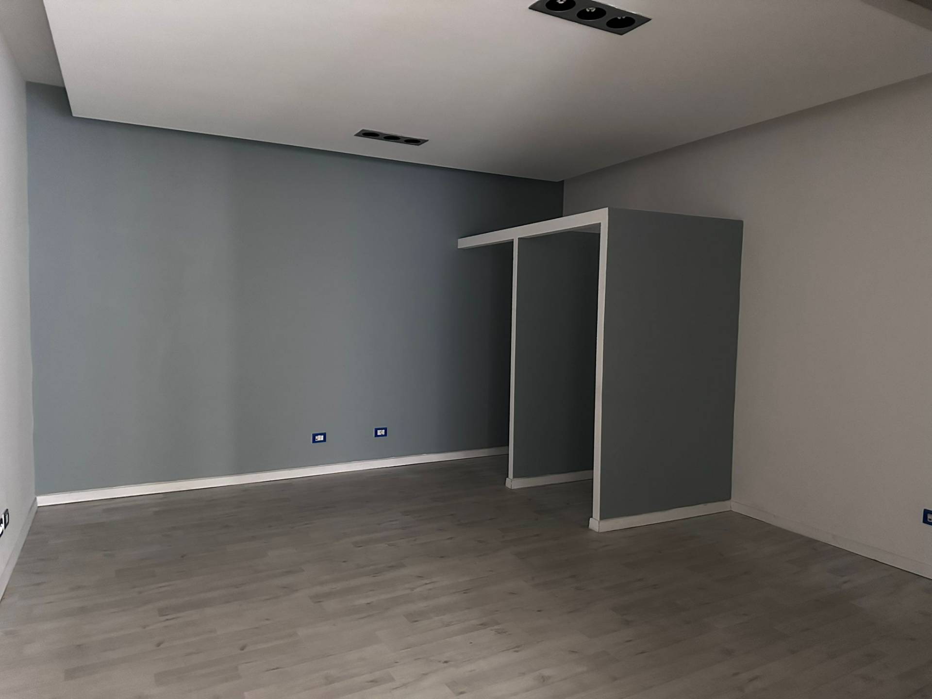 Locale commerciale in affitto a Viterbo, Centro