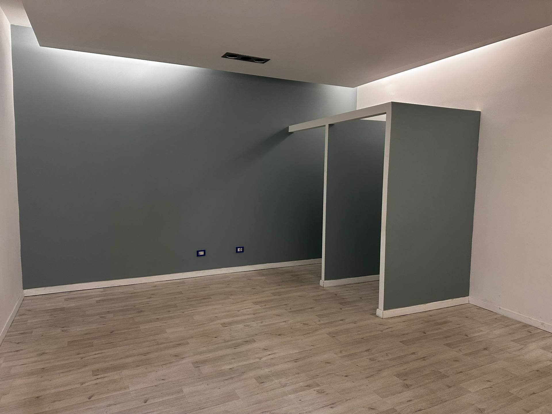 Locale commerciale in affitto a Viterbo, Centro