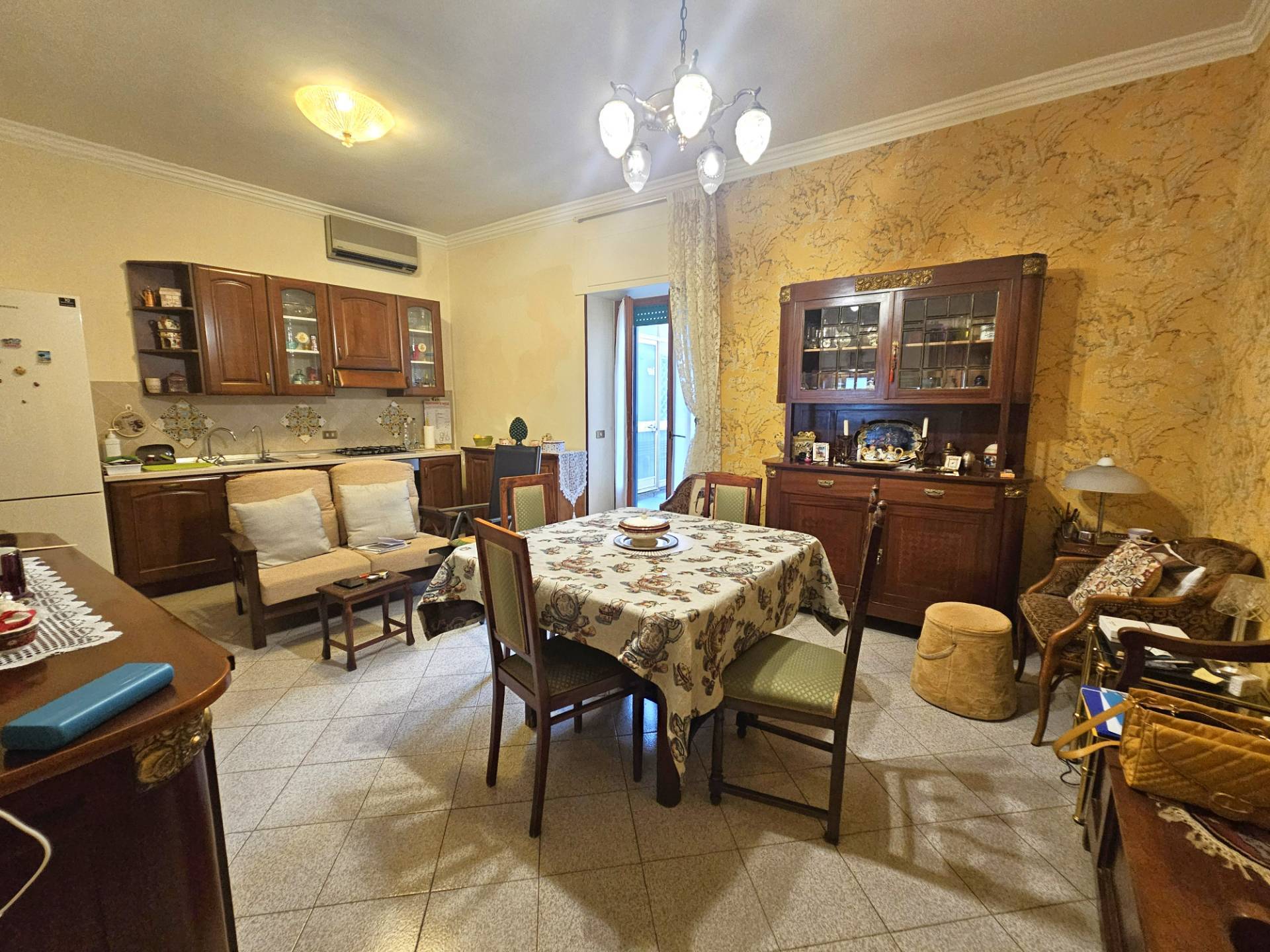 Appartamento in vendita a Viterbo, Centro